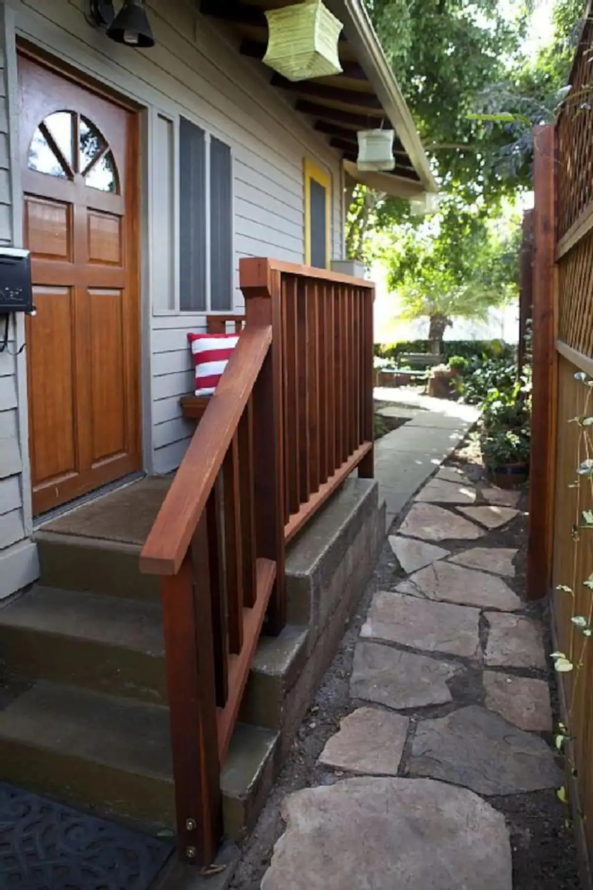 Facade/entrance in The 3 Dux