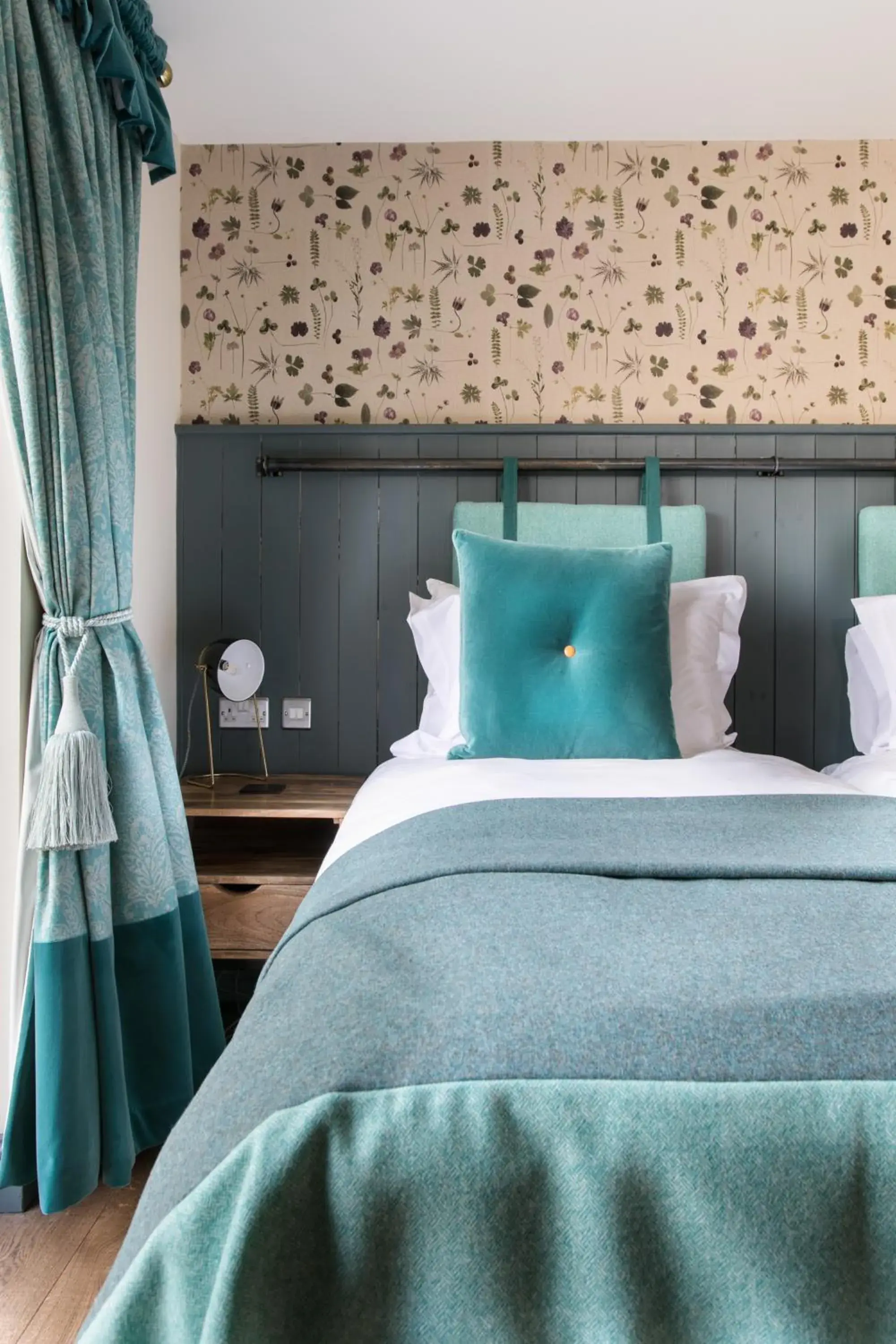 Superior Twin Room with Garden View in The Green Dragon Inn Superior Twin Room with Garden View in The Green Dragon Inn