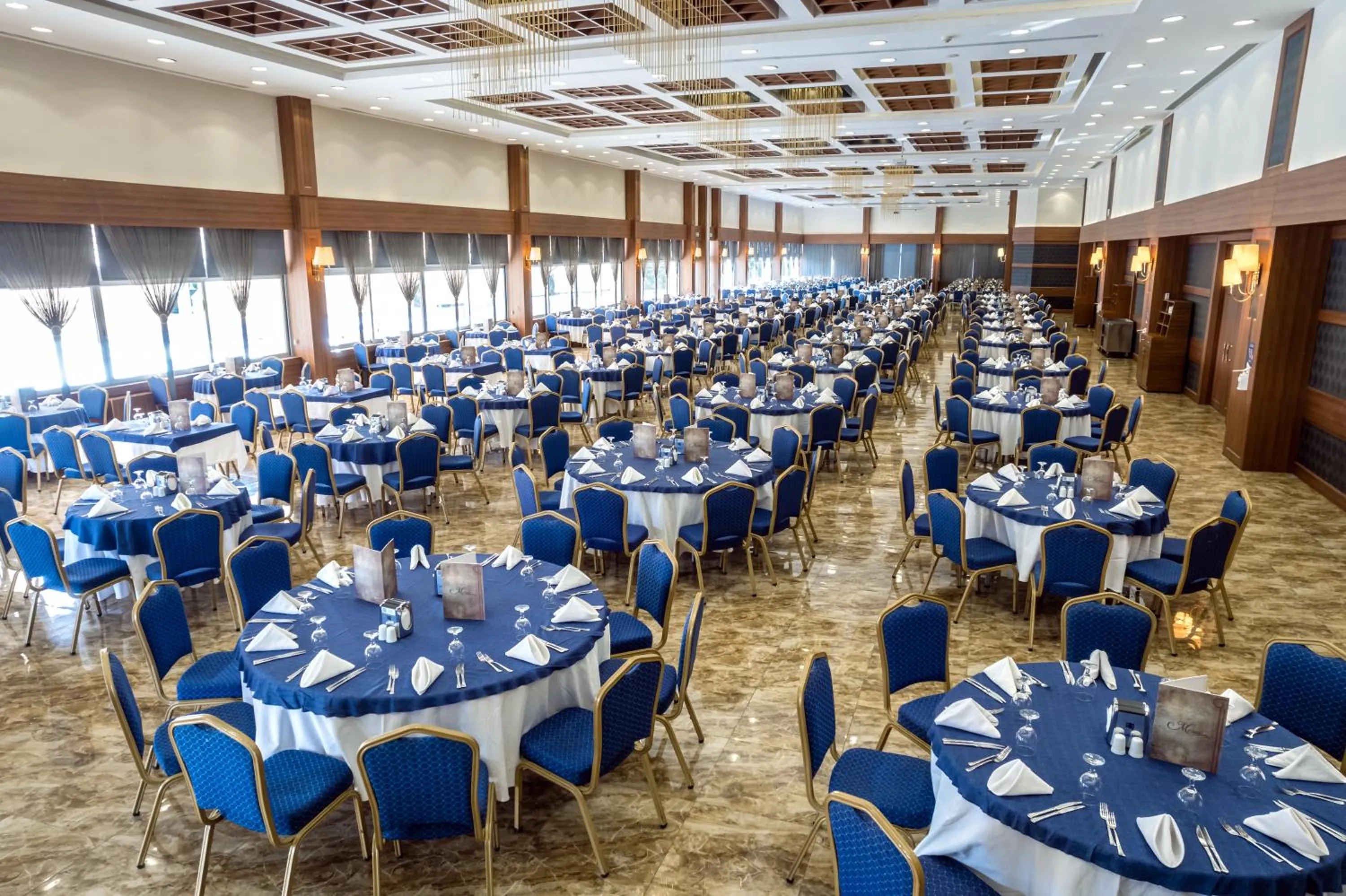 Restaurant/places to eat in Spa Hotel Colossae Thermal