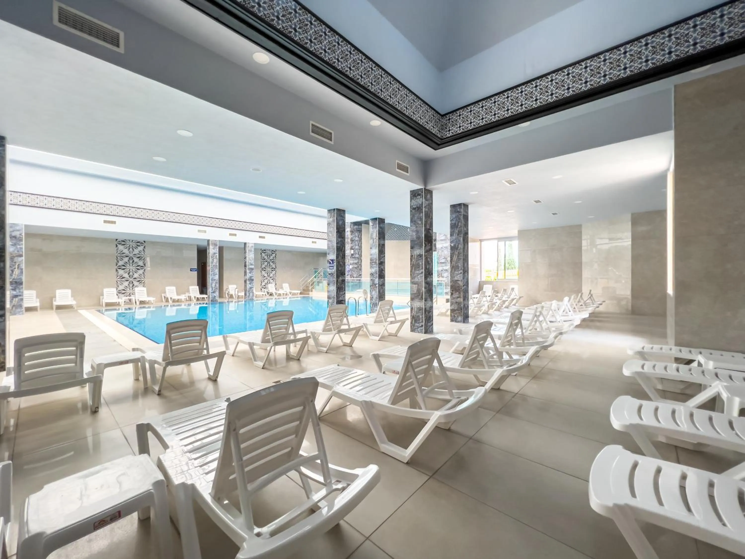 Swimming pool in Spa Hotel Colossae Thermal