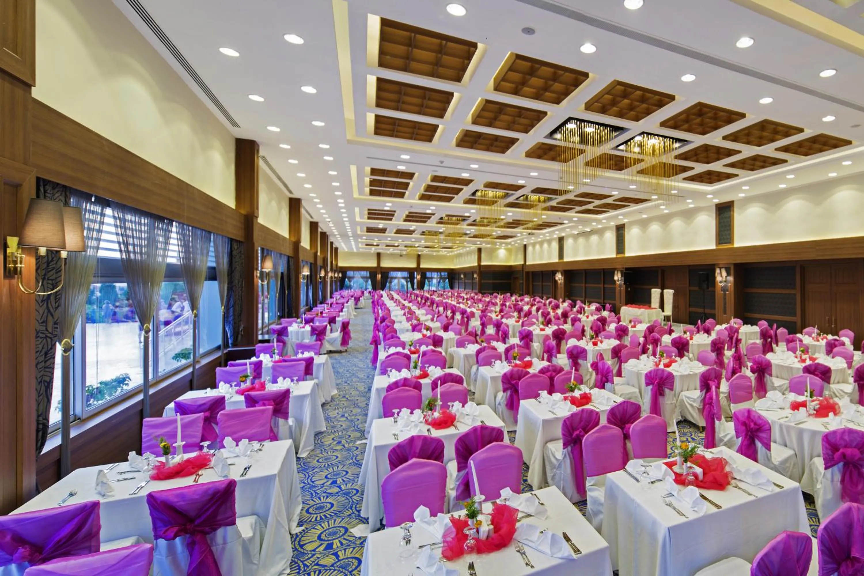 Restaurant/places to eat in Spa Hotel Colossae Thermal