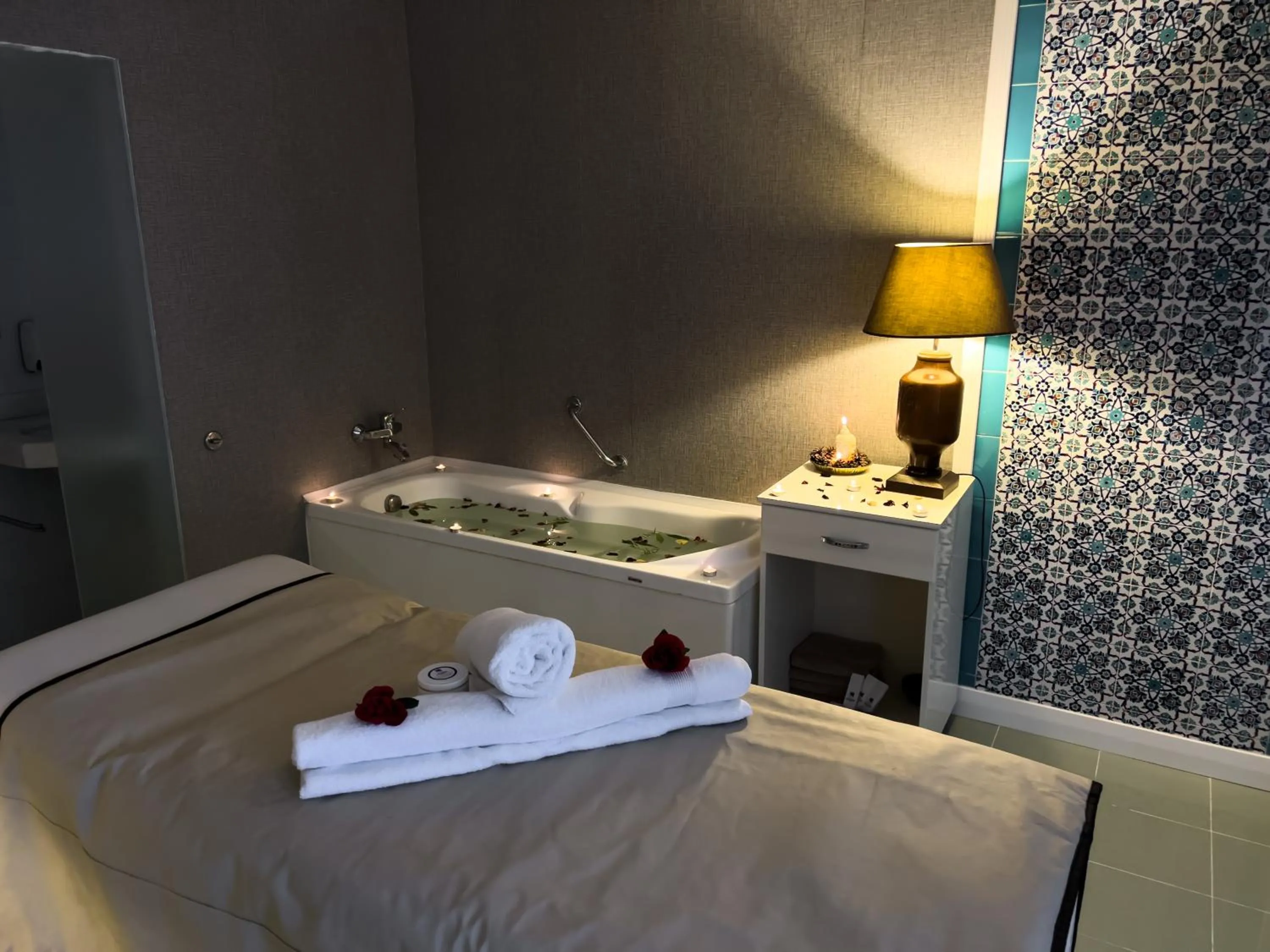 Spa and wellness centre/facilities, Bed in Spa Hotel Colossae Thermal