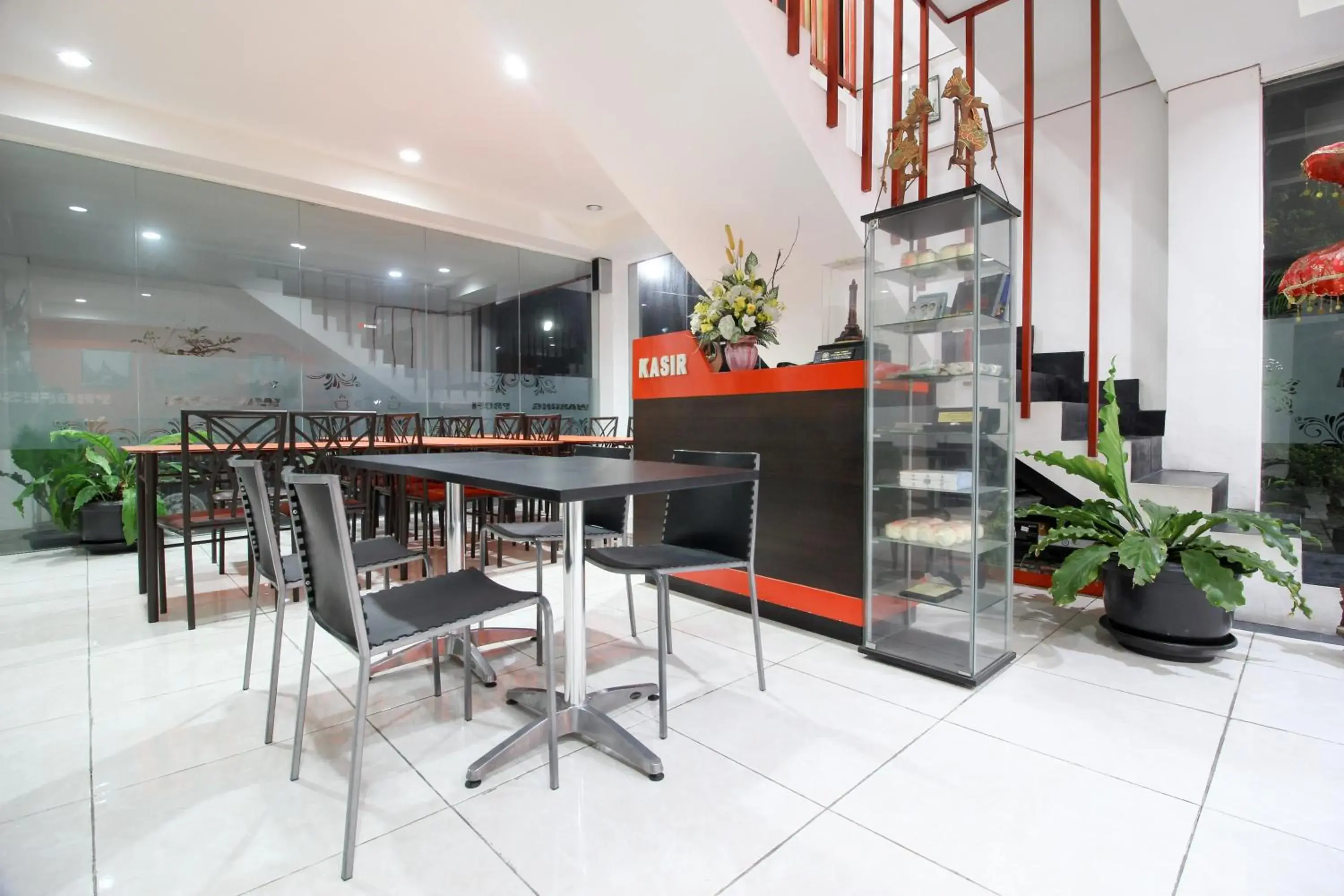 Restaurant/places to eat in RedDoorz Plus @ Affandi Gejayan Restaurant/places to eat in RedDoorz Plus @ Affandi Gejayan