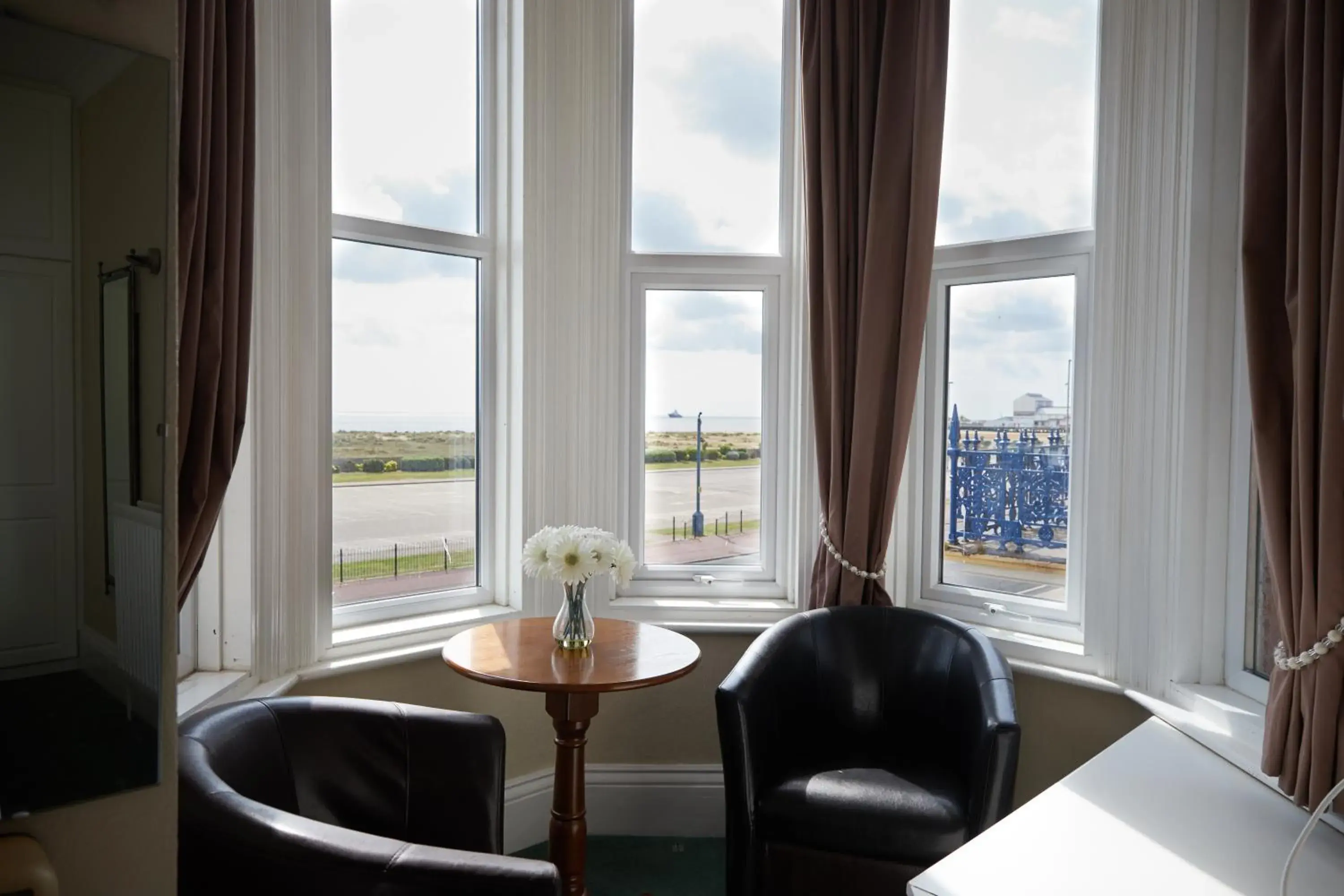Bedroom in Palm Court Hotel Bedroom in Palm Court Hotel