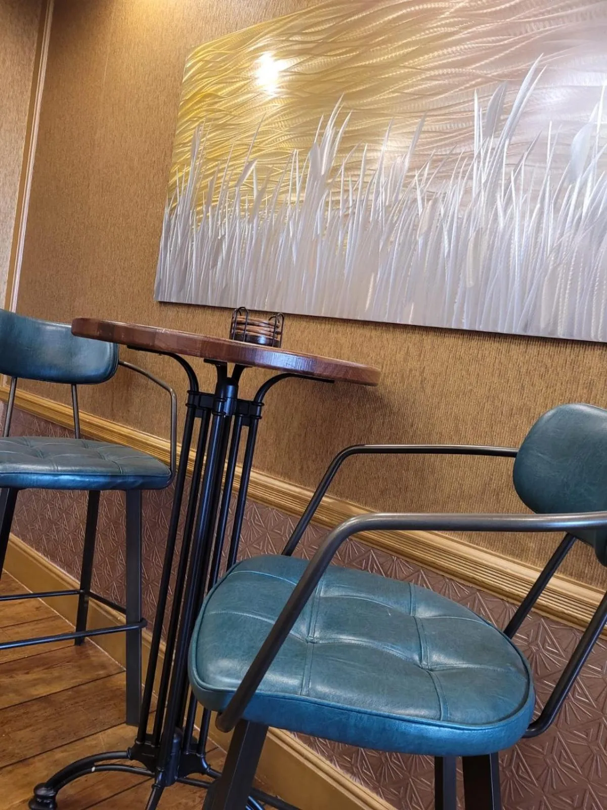 Lounge or bar in Palm Court Hotel