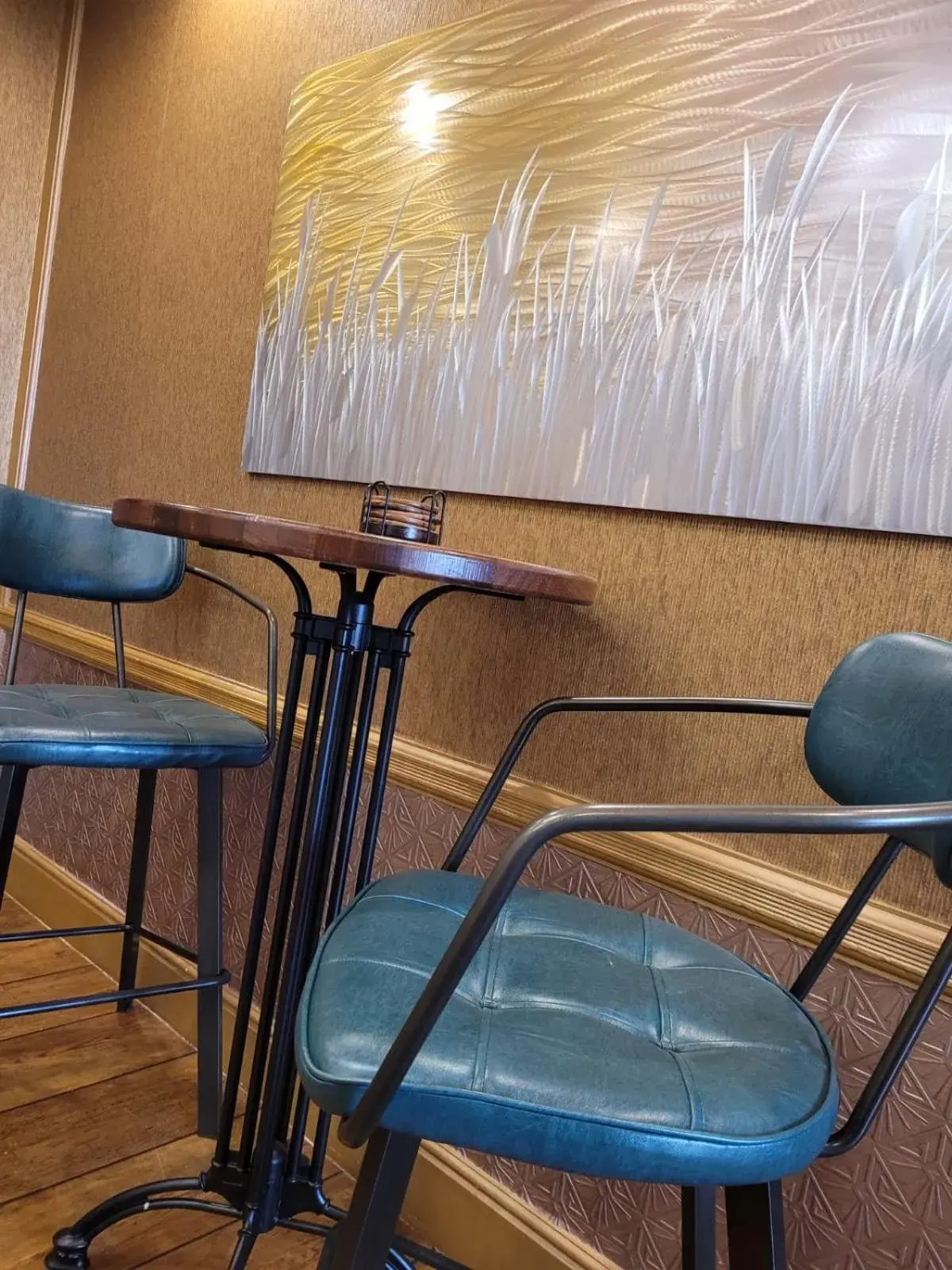 Lounge or bar in Palm Court Hotel Lounge or bar in Palm Court Hotel