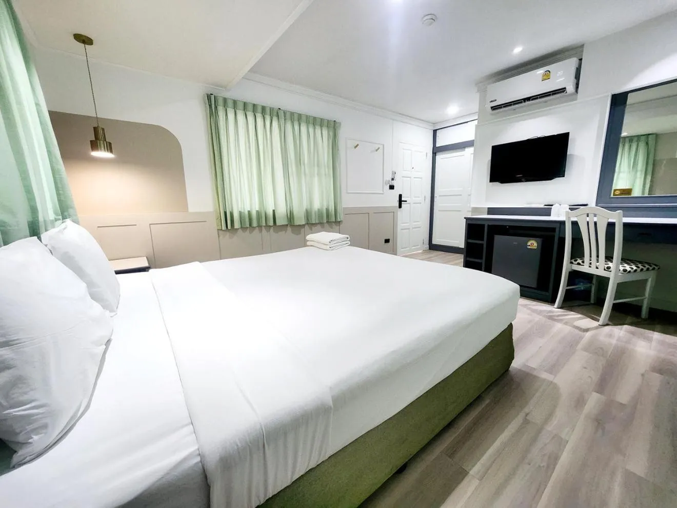 Bed in SEATEL Phuket, Patong Beach
