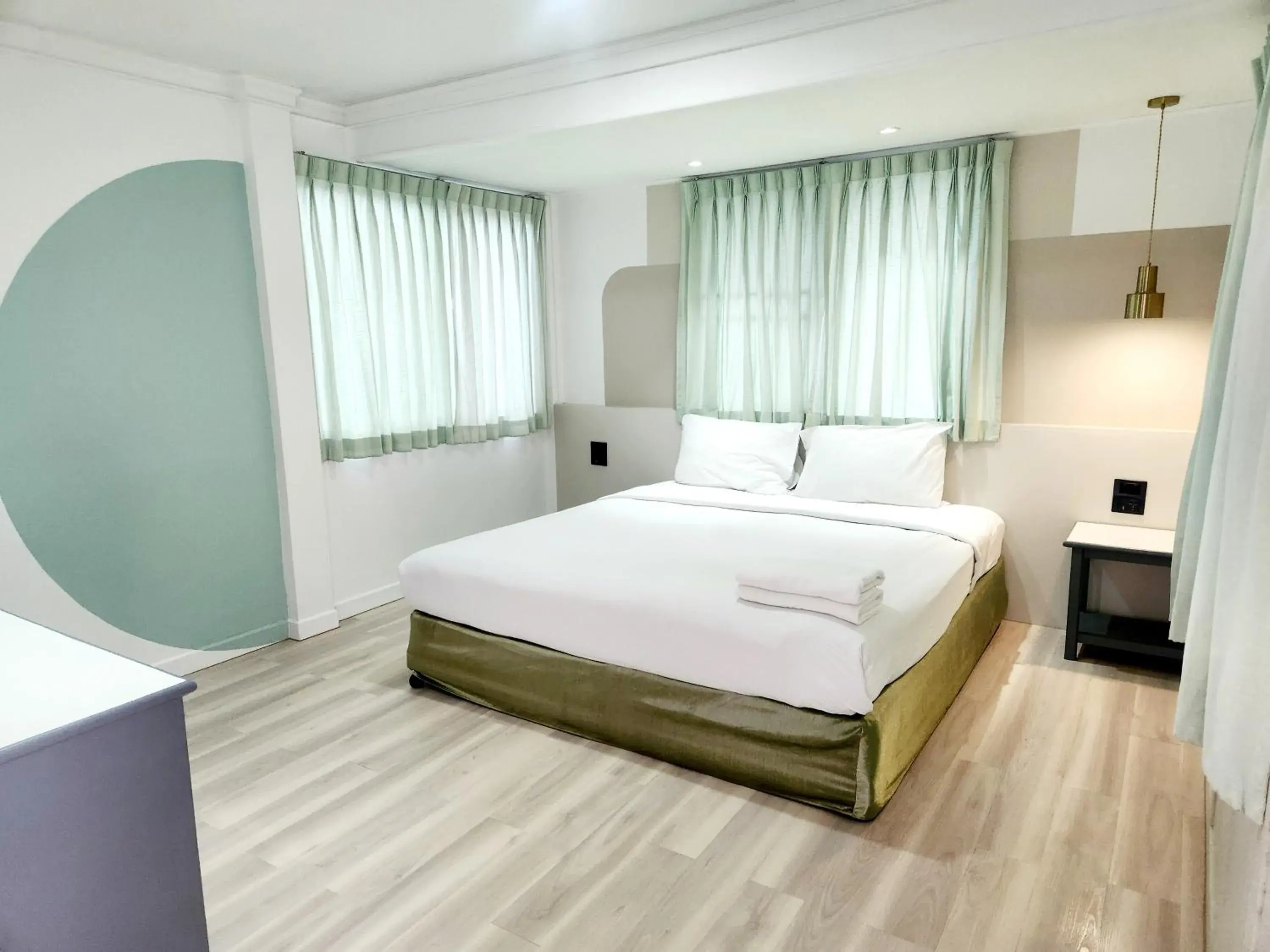 Bed in SEATEL Phuket, Patong Beach Bed in SEATEL Phuket, Patong Beach