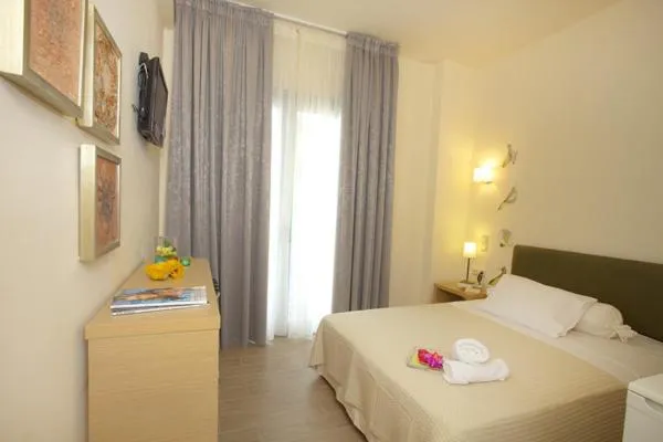 TV and multimedia, Bed in Ilion Spa Hotel