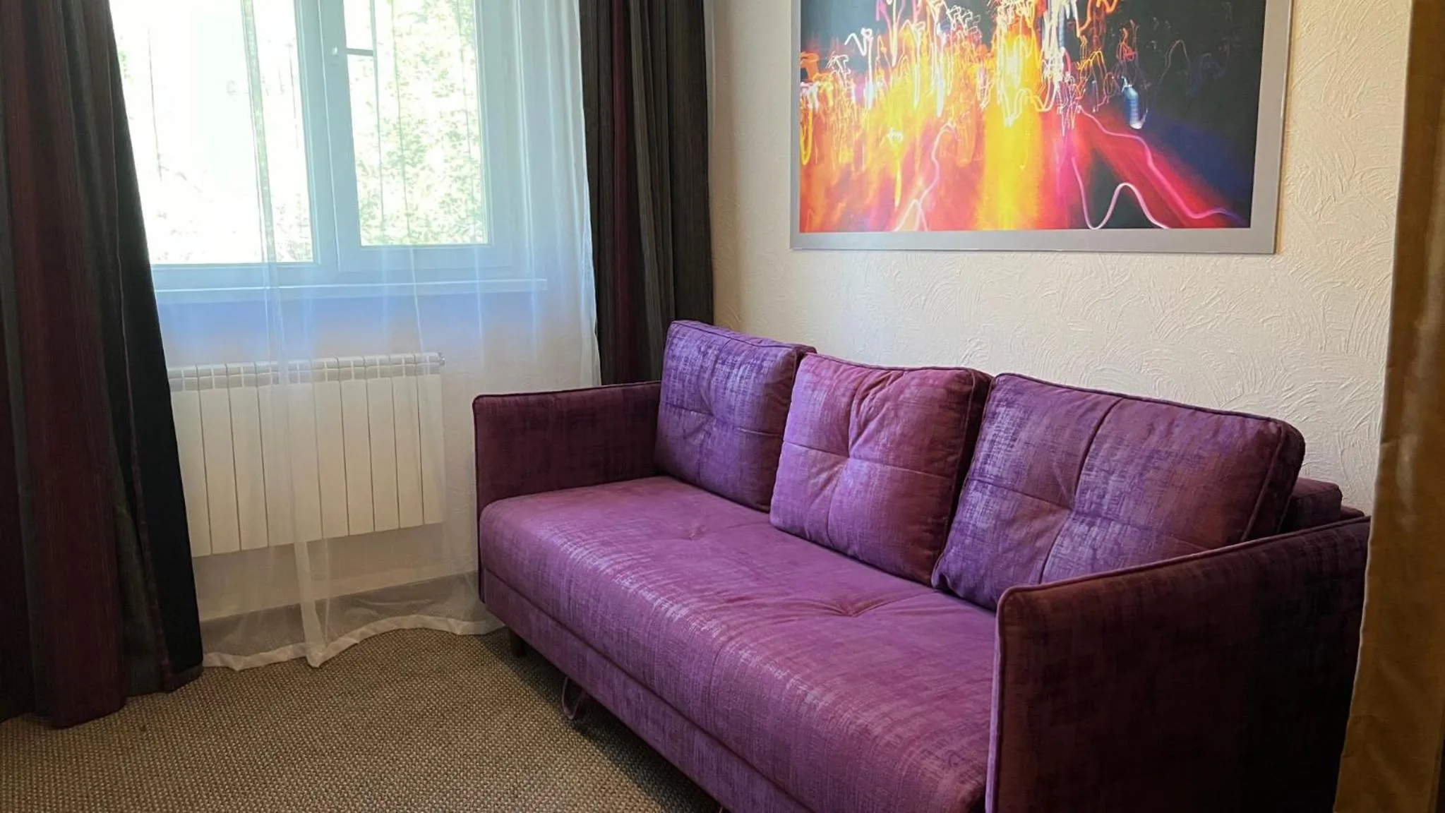 Photo of the whole room in JEPPESEN RESIDENCE