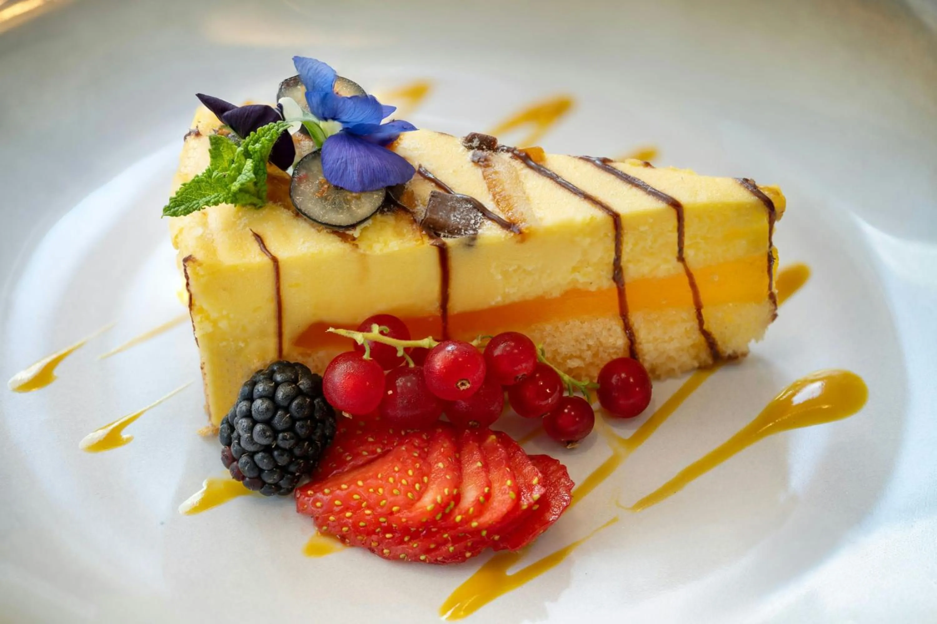 Restaurant/places to eat in Aloft London Excel