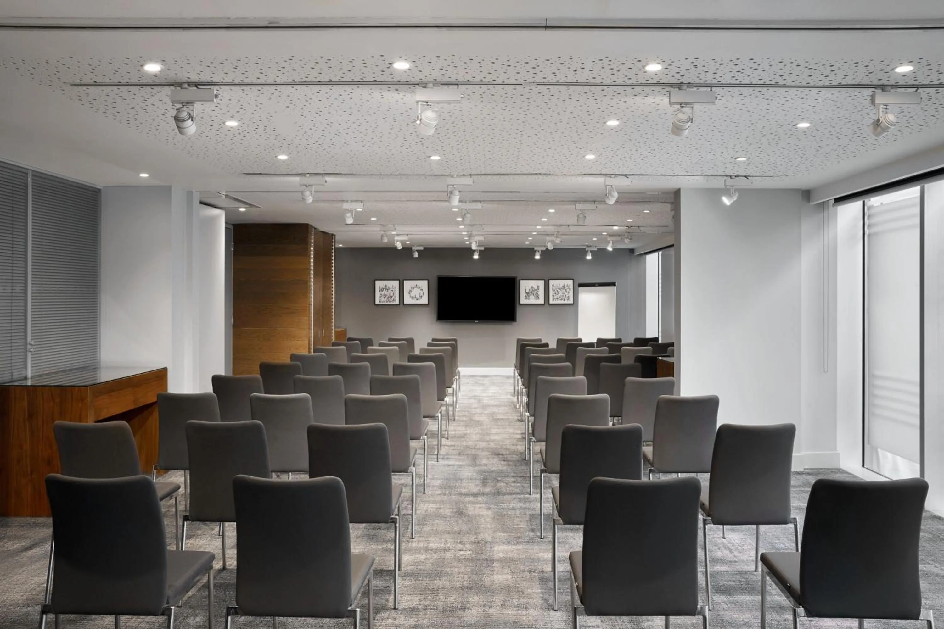 Entertainment in Aloft London Excel