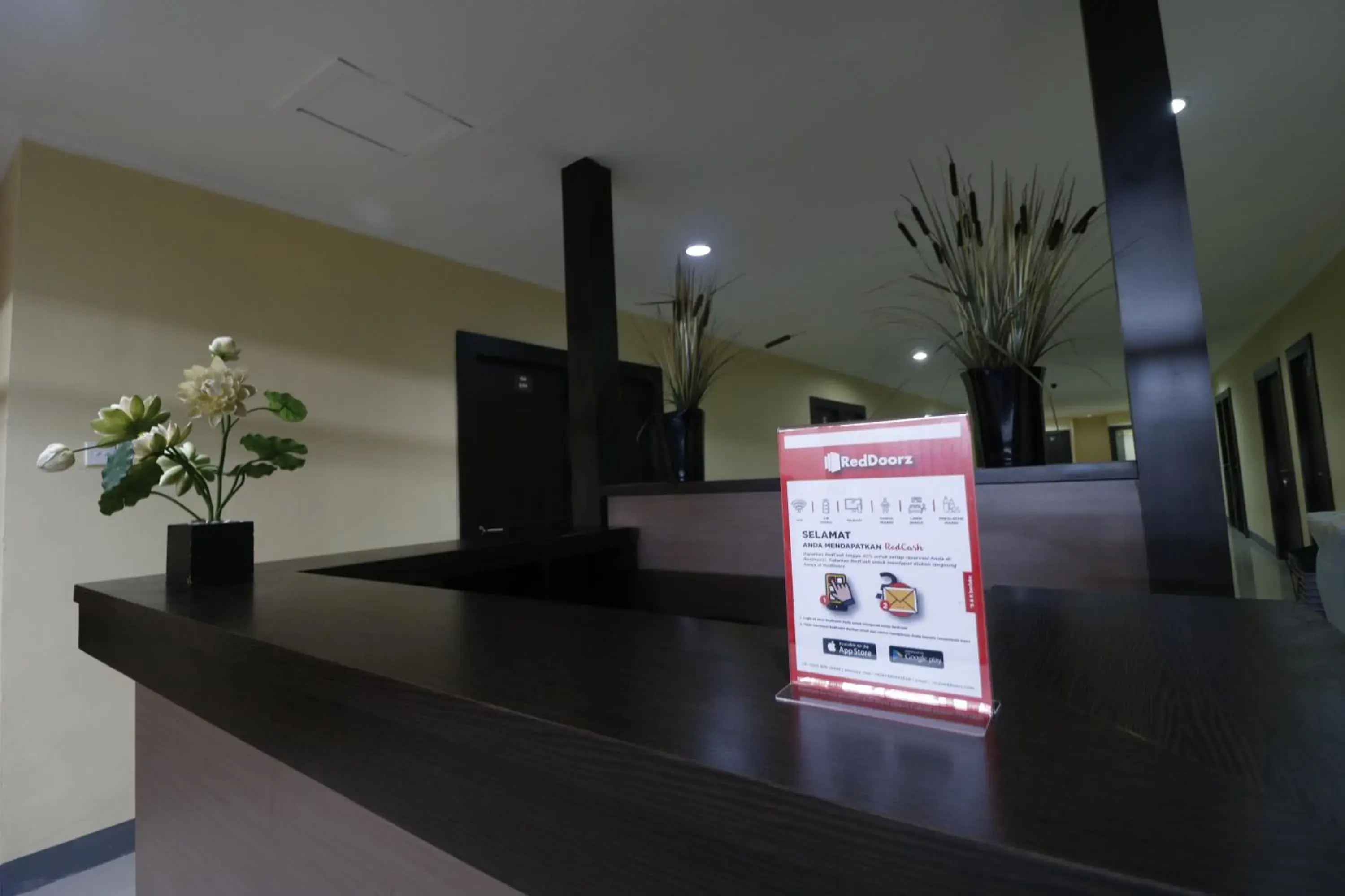 Lobby or reception in RedDoorz near ITC Cempaka Mas Lobby or reception in RedDoorz near ITC Cempaka Mas