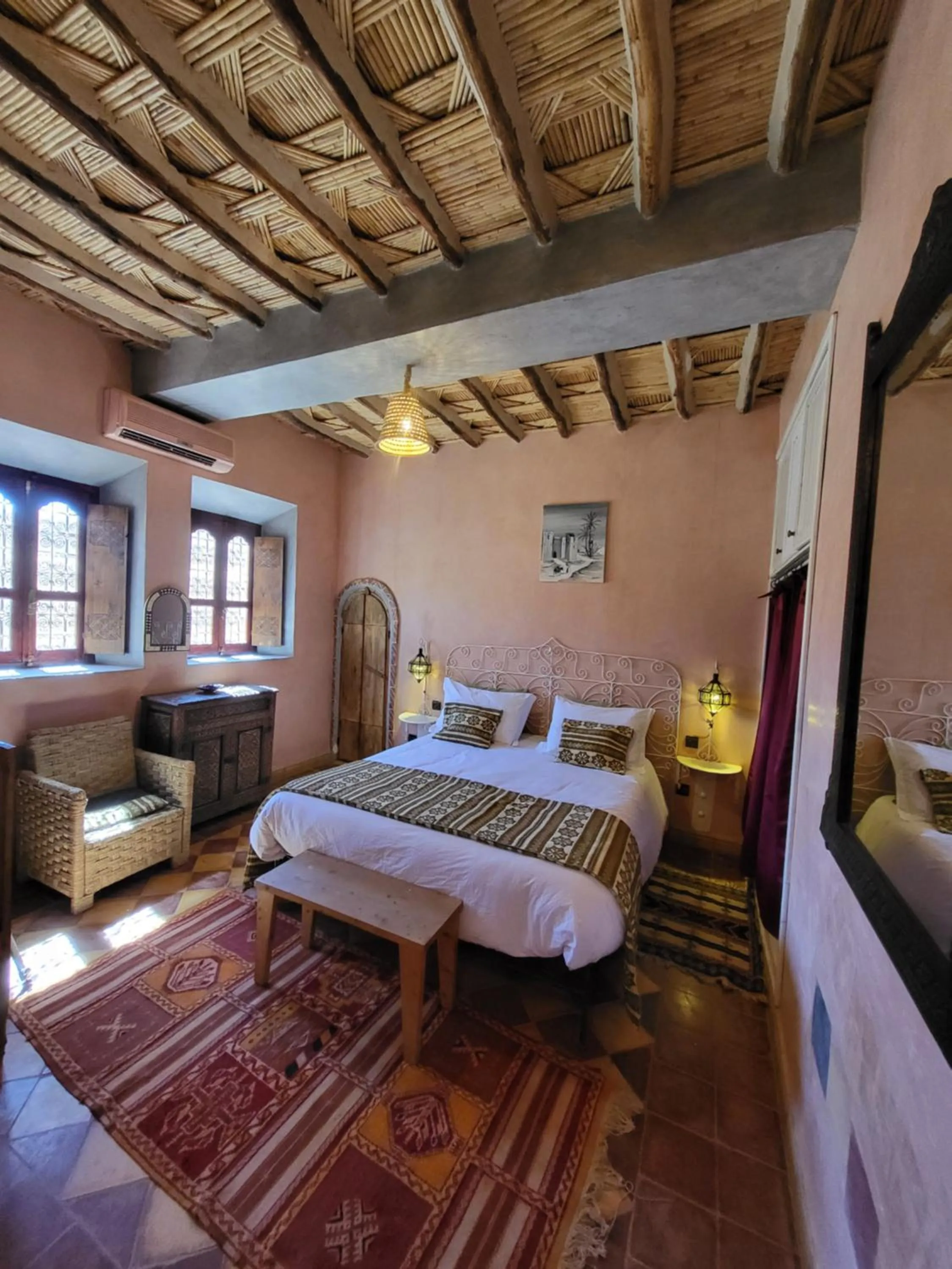 Bed in Sawadi Ecolodge