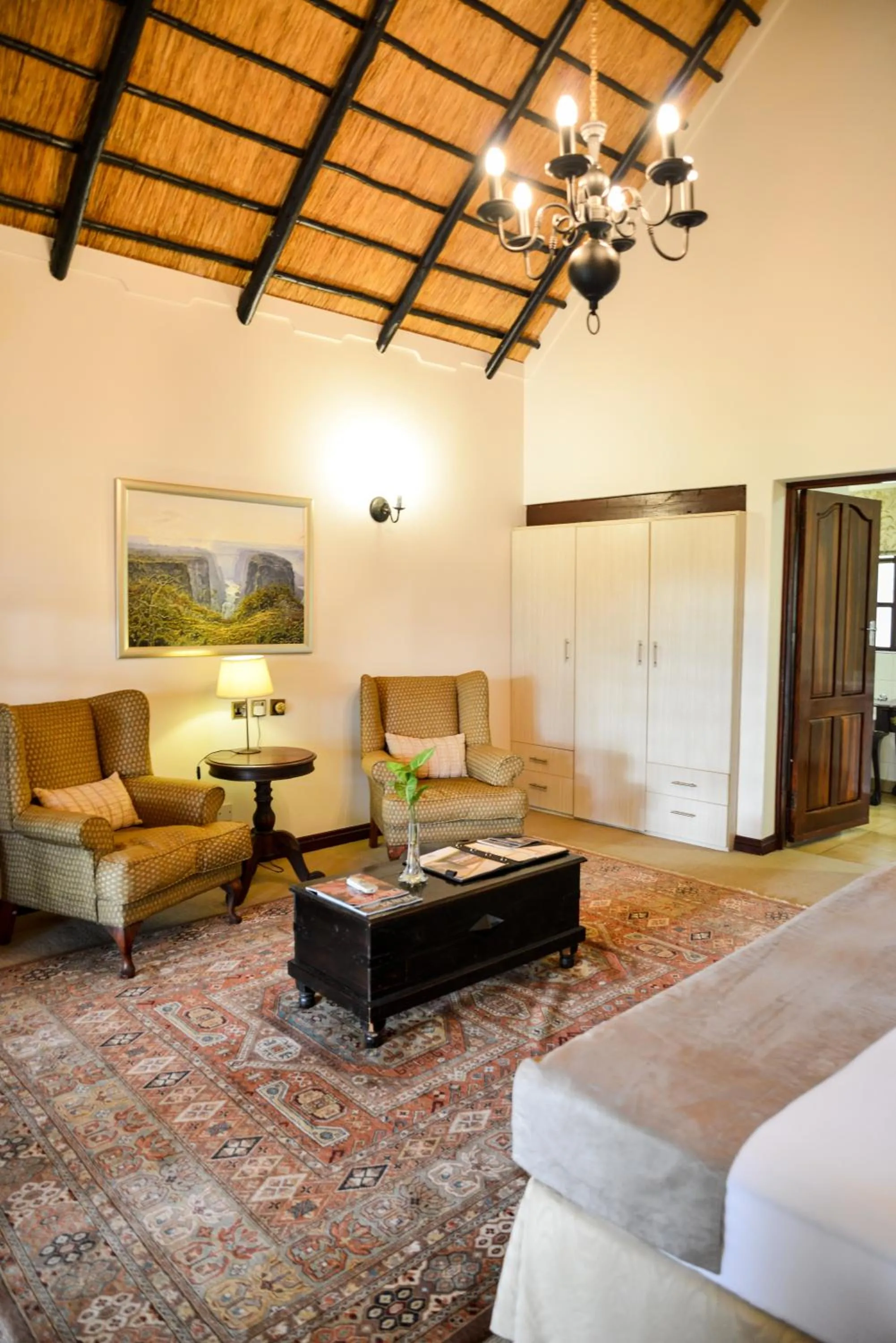 Photo of the whole room, Bed in Ursula's Homestead