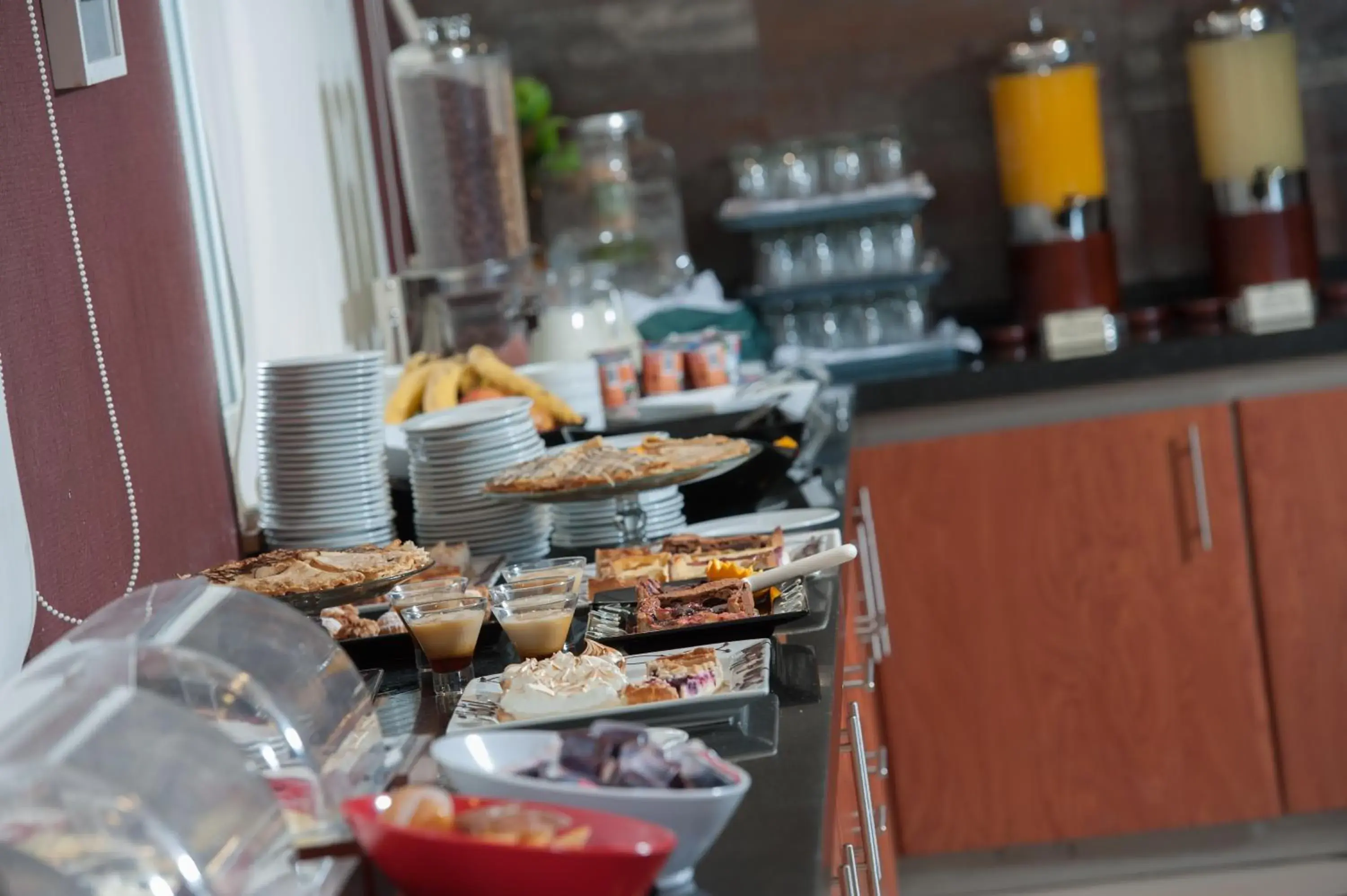 Food in Hotel Diego de Almagro Lomas Verdes Food in Hotel Diego de Almagro Lomas Verdes