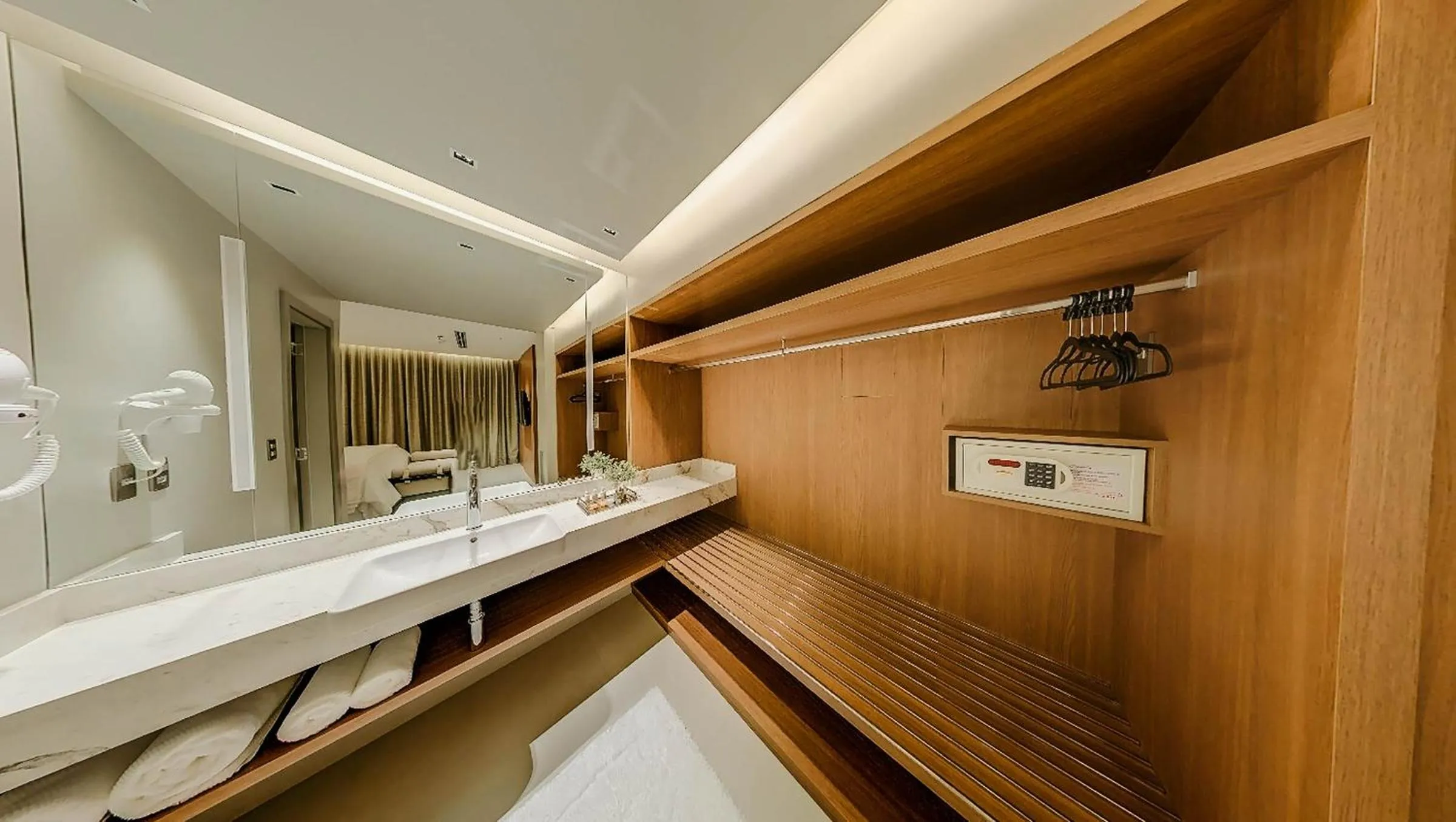 Bathroom in Amazon Taiamã Hotel