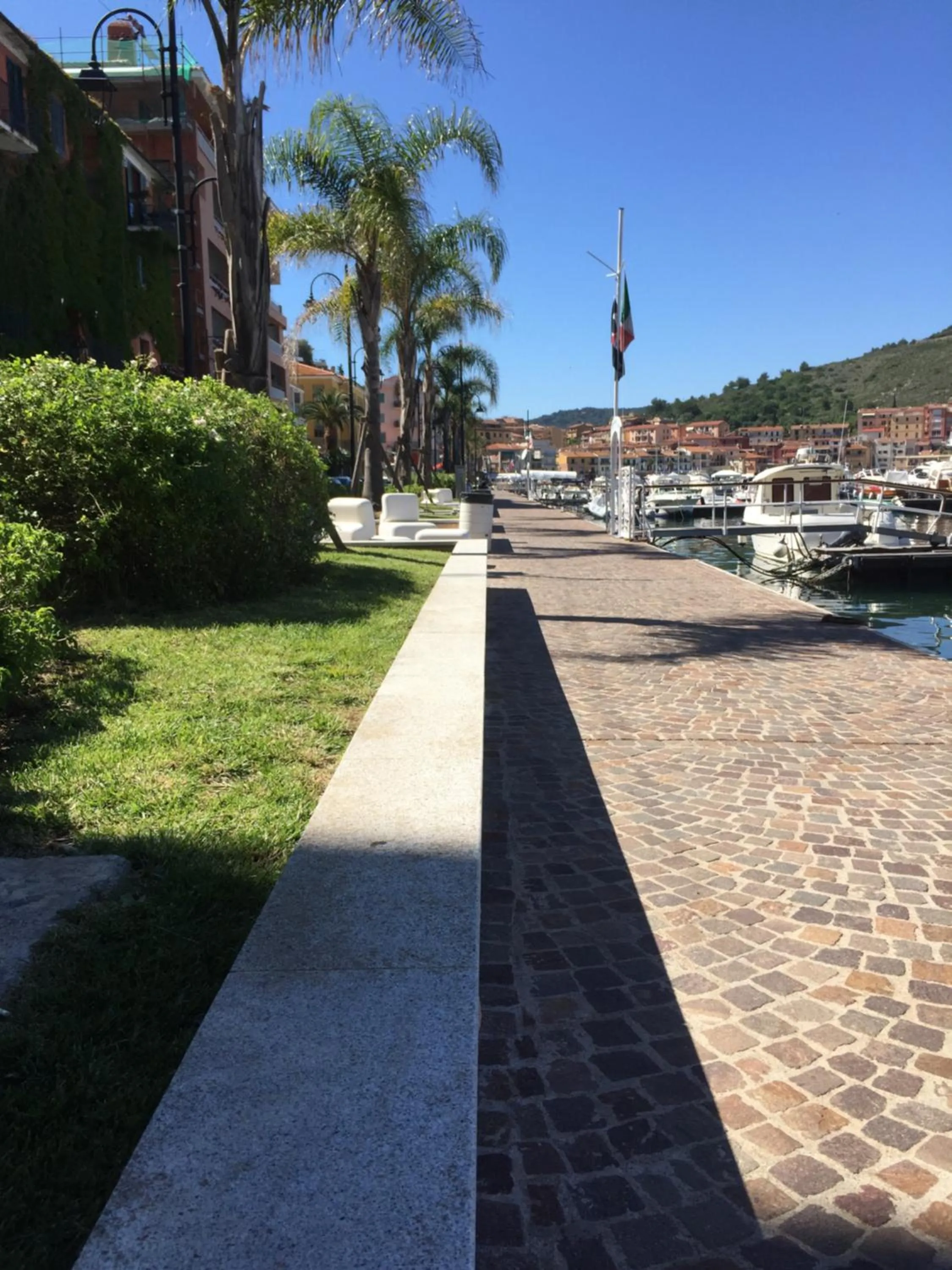 Neighbourhood in Hotel Conchiglia