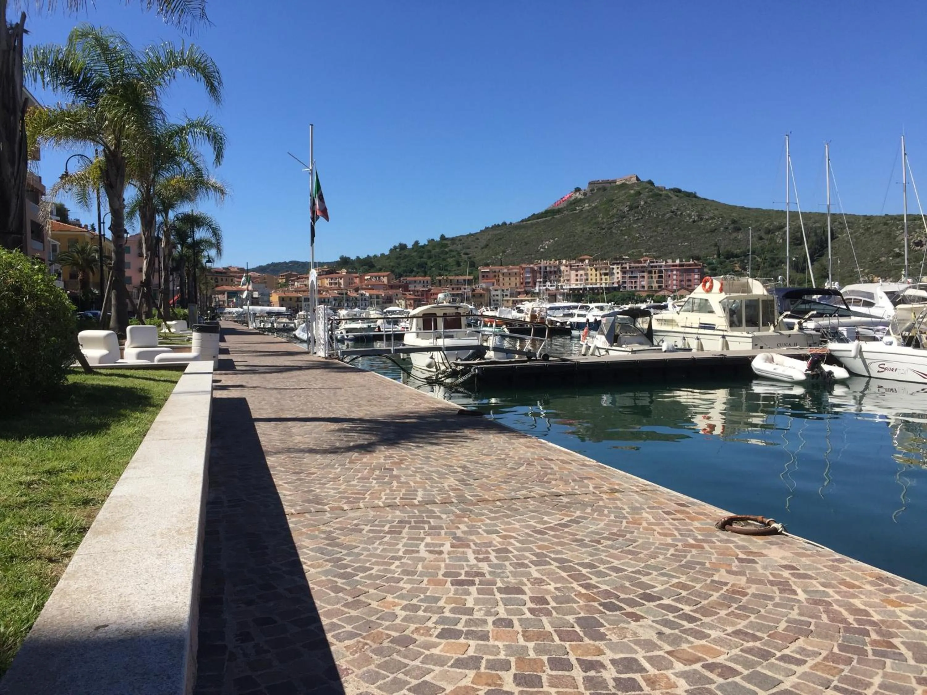 Neighbourhood in Hotel Conchiglia