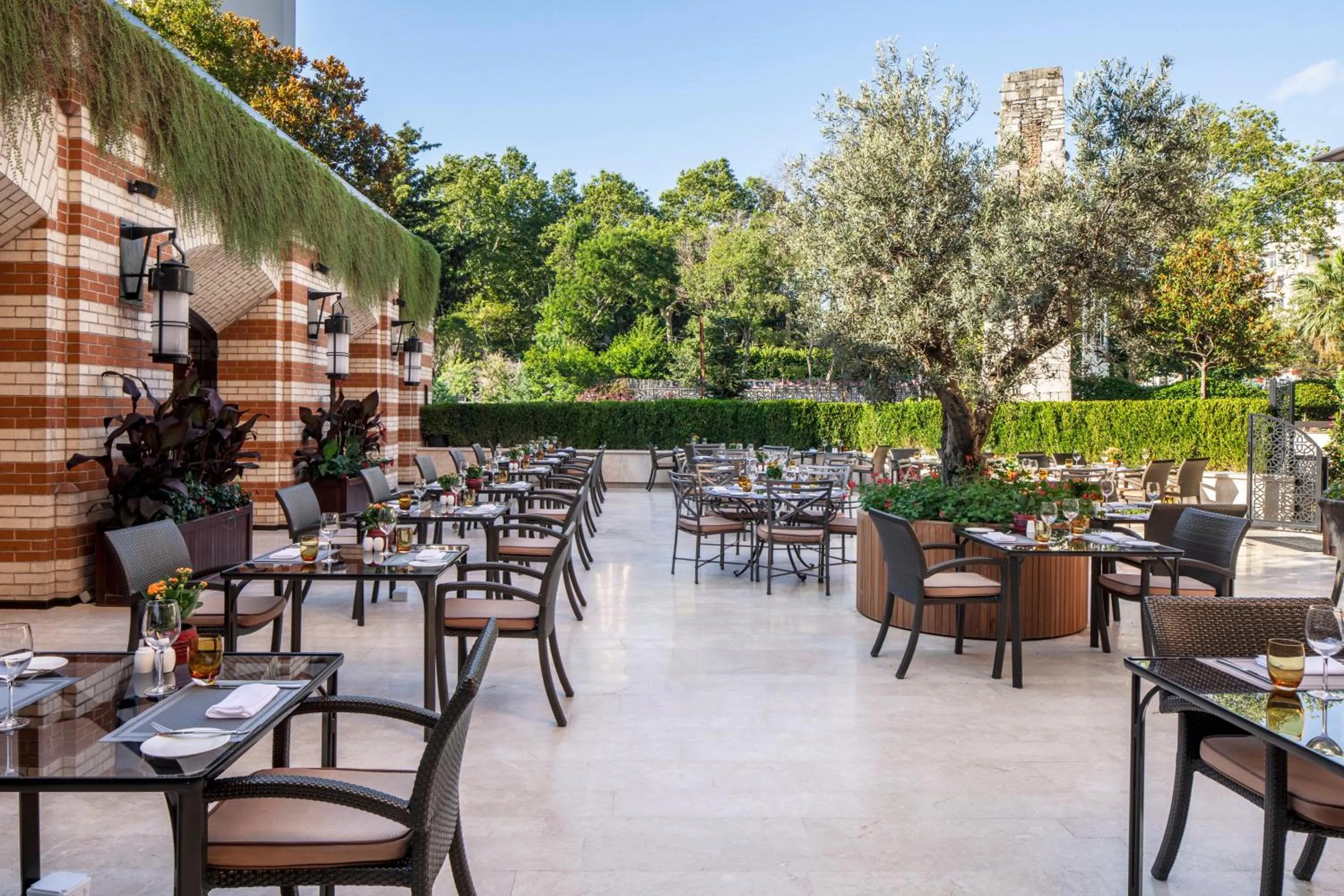 Balcony/Terrace in Divan Istanbul