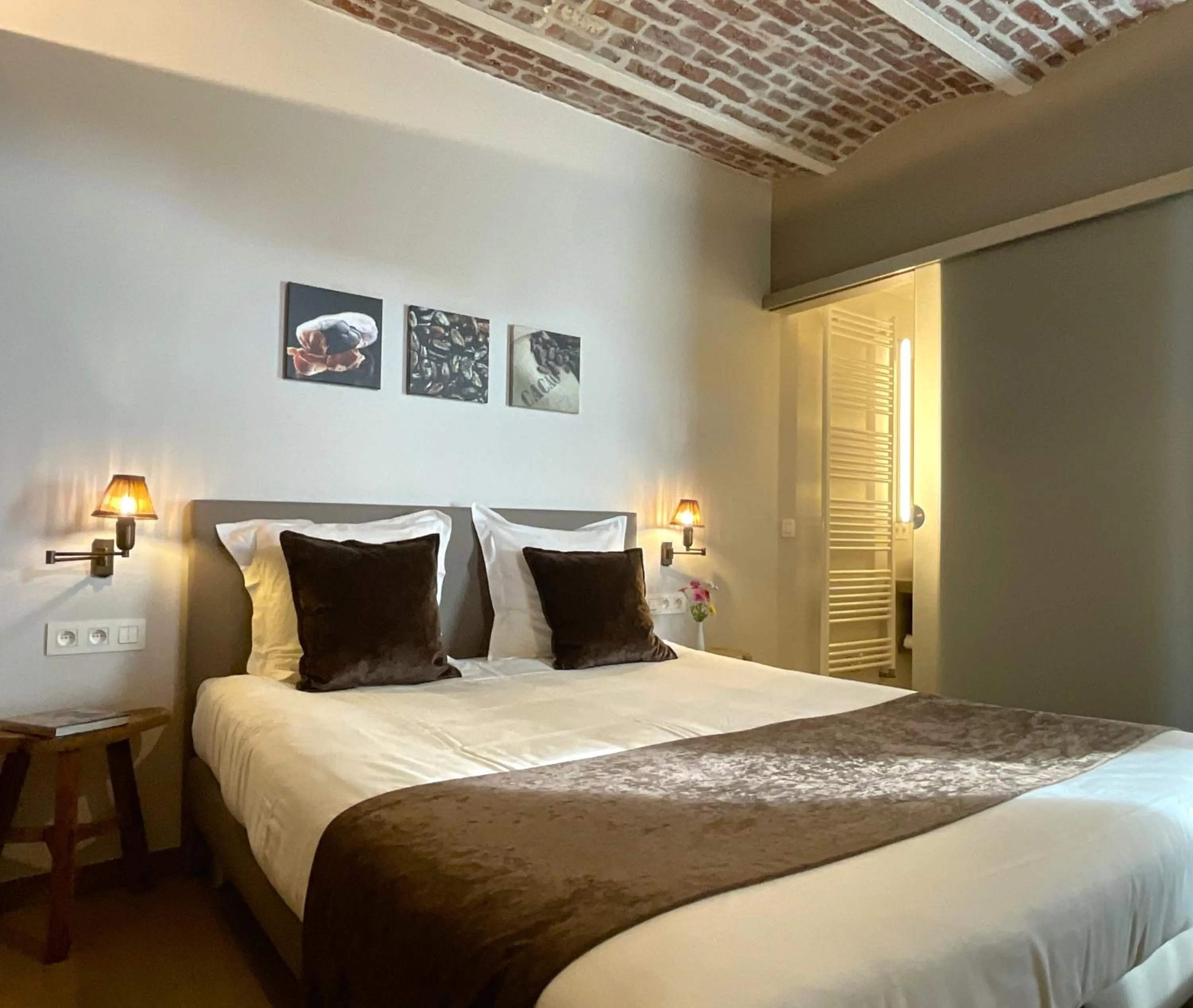 Bed in Hotel - B&B PassaDia