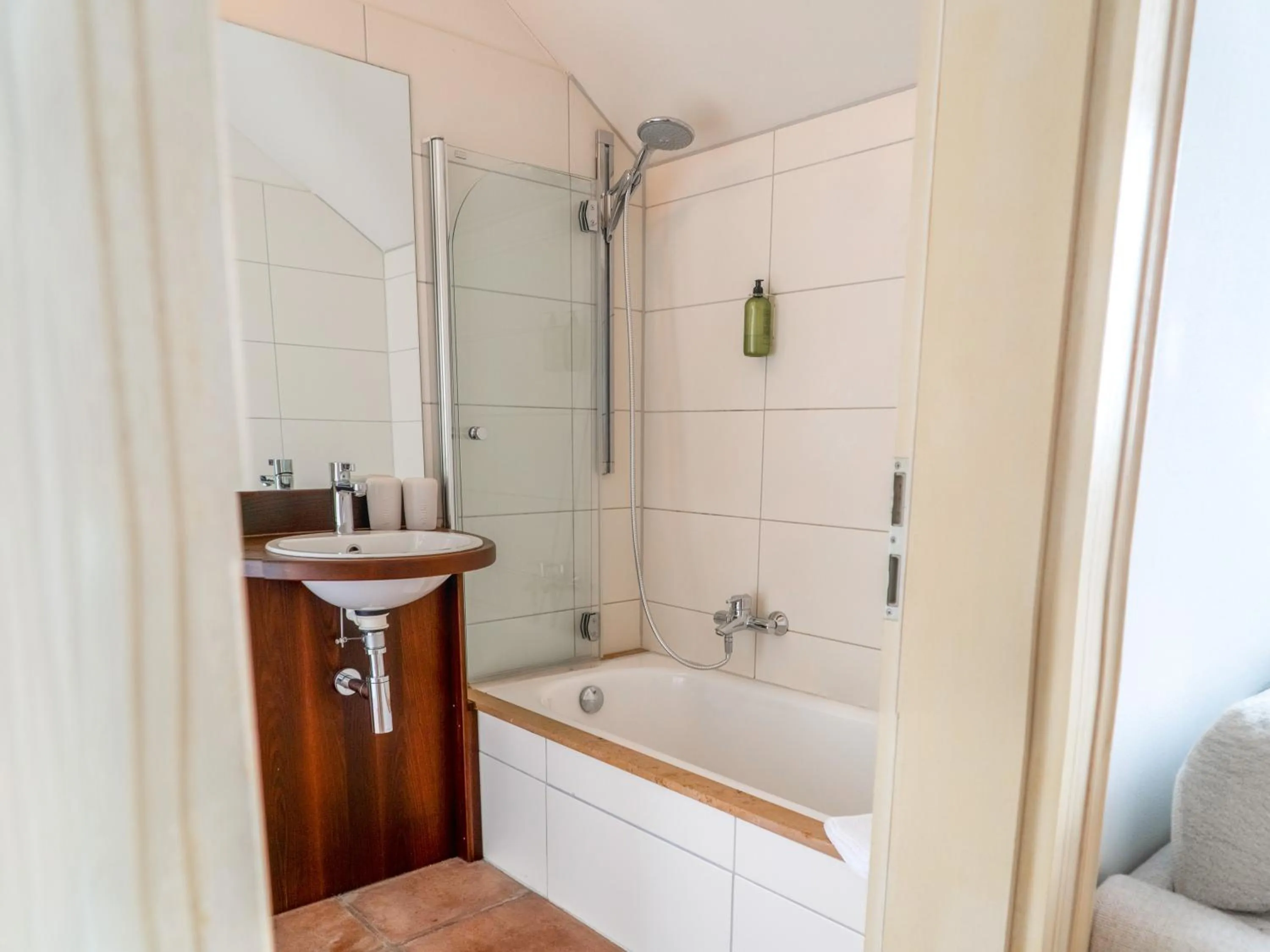 Bathroom in Albergo-Toscana