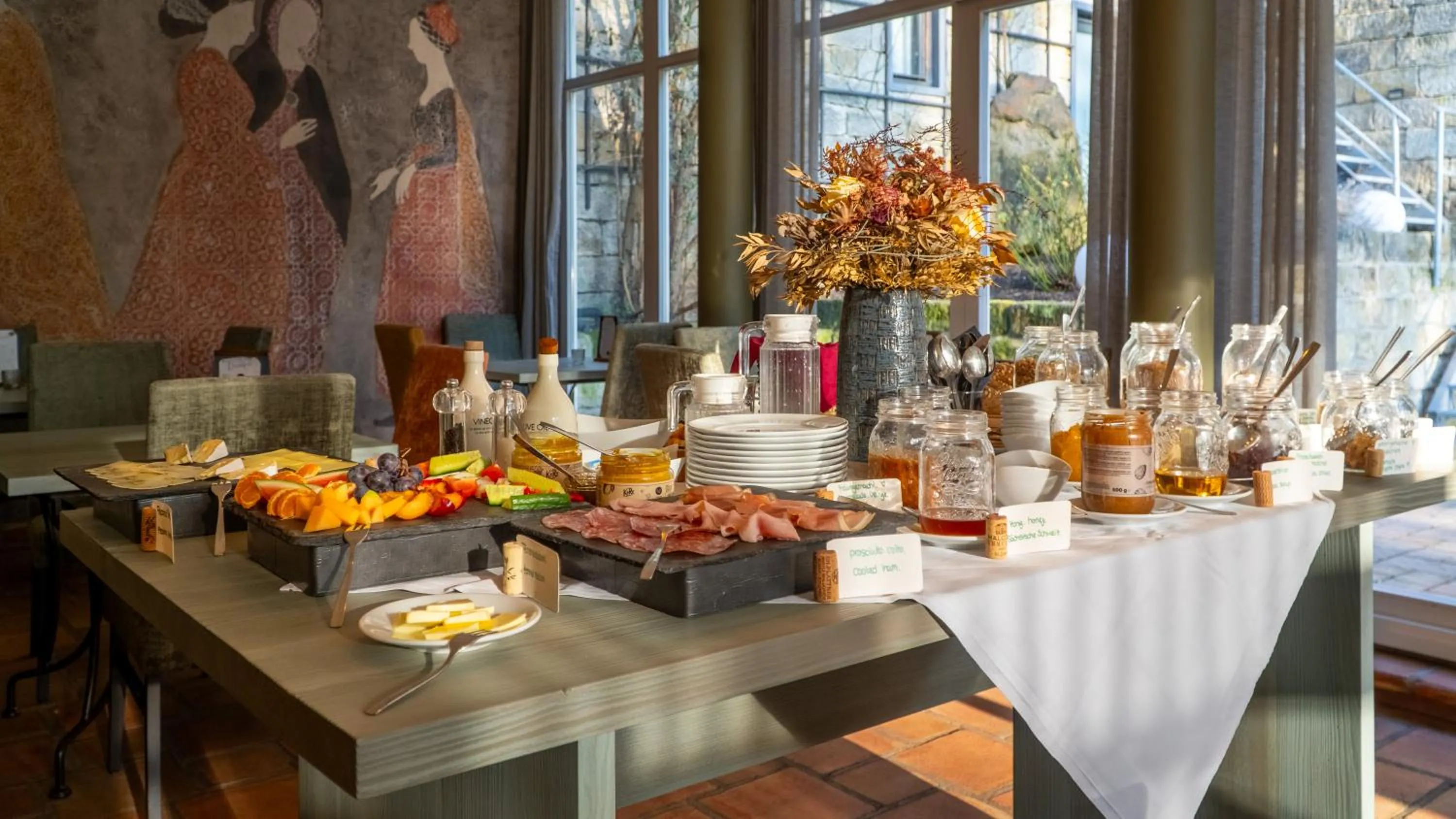 Breakfast in Albergo-Toscana