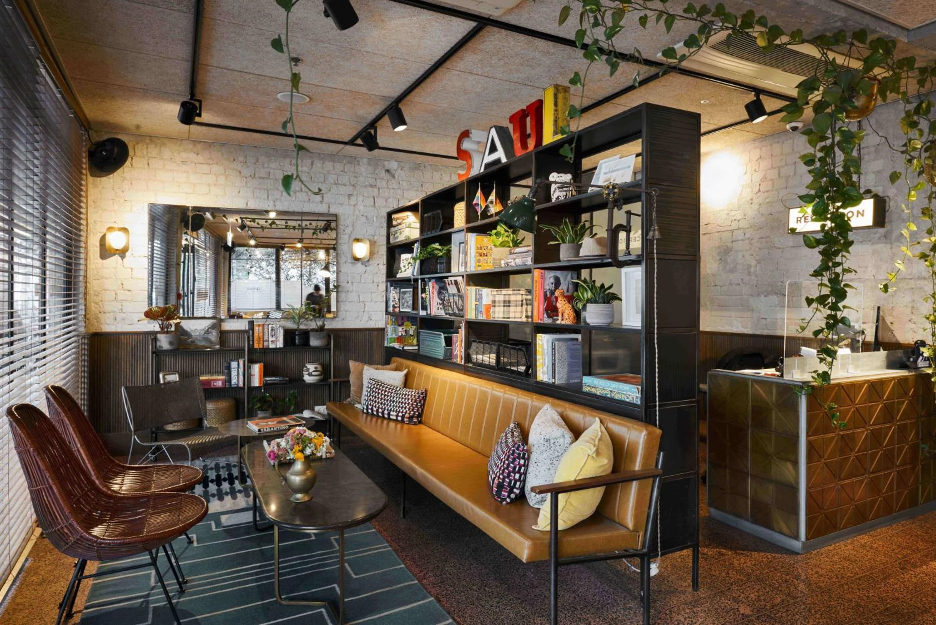 Lobby or reception in The Saul