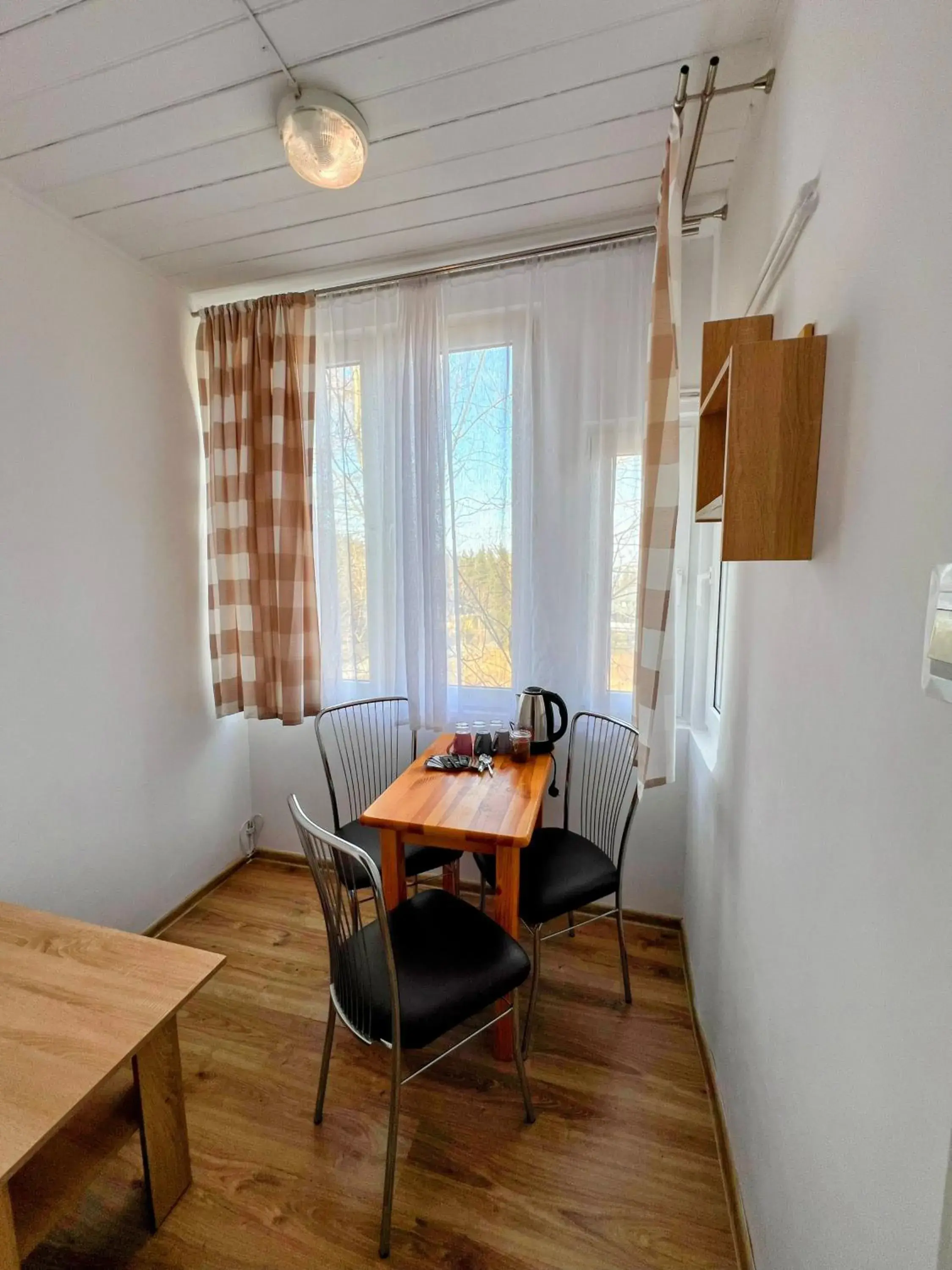 Triple Room with Bathroom in DW Bukówka Triple Room with Bathroom in DW Bukówka