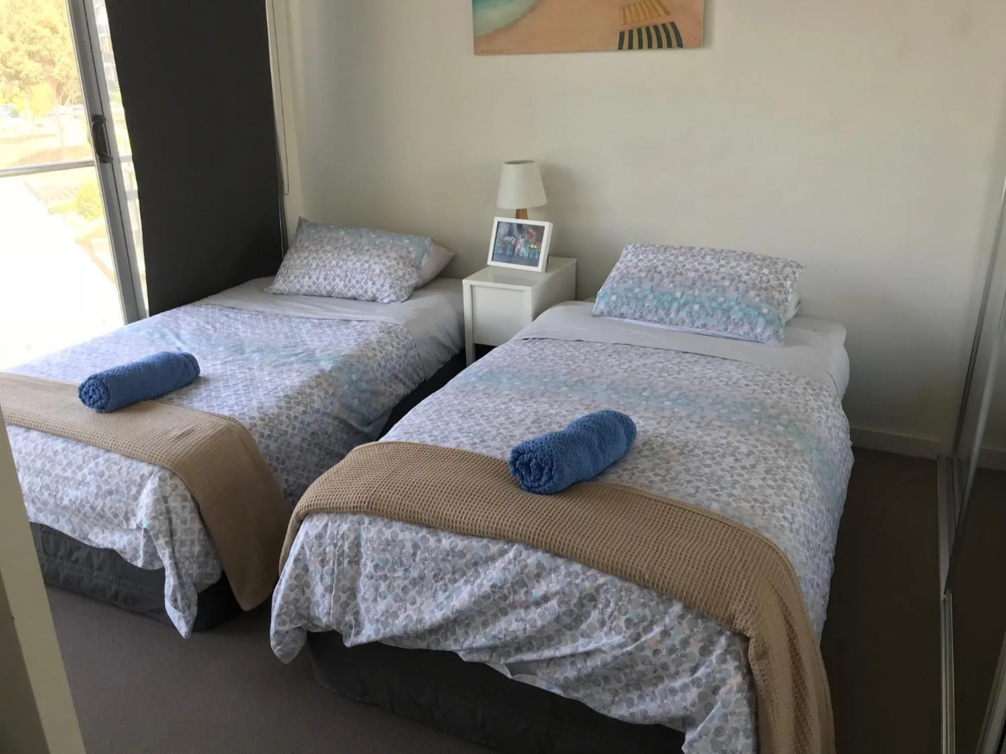 Bed in Marina View Apartment on the Maribyrnong River, Melbourne