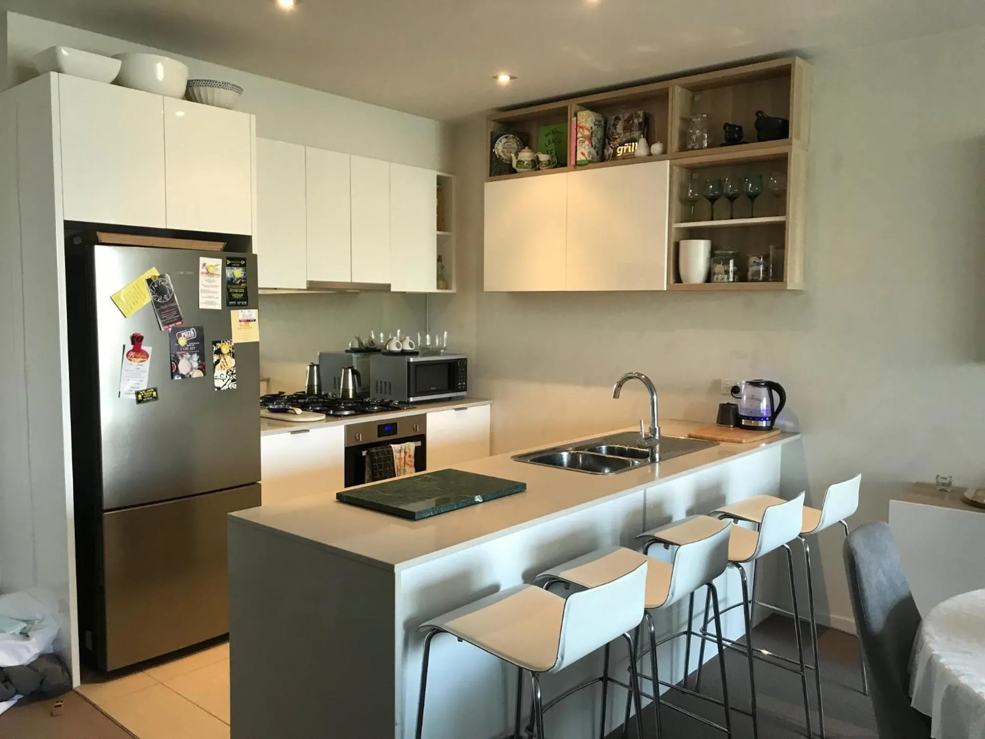 Kitchen or kitchenette in Marina View Apartment on the Maribyrnong River, Melbourne