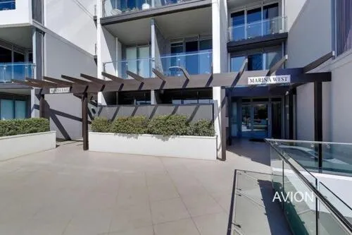 Marina View Apartment on the Maribyrnong River, Melbourne