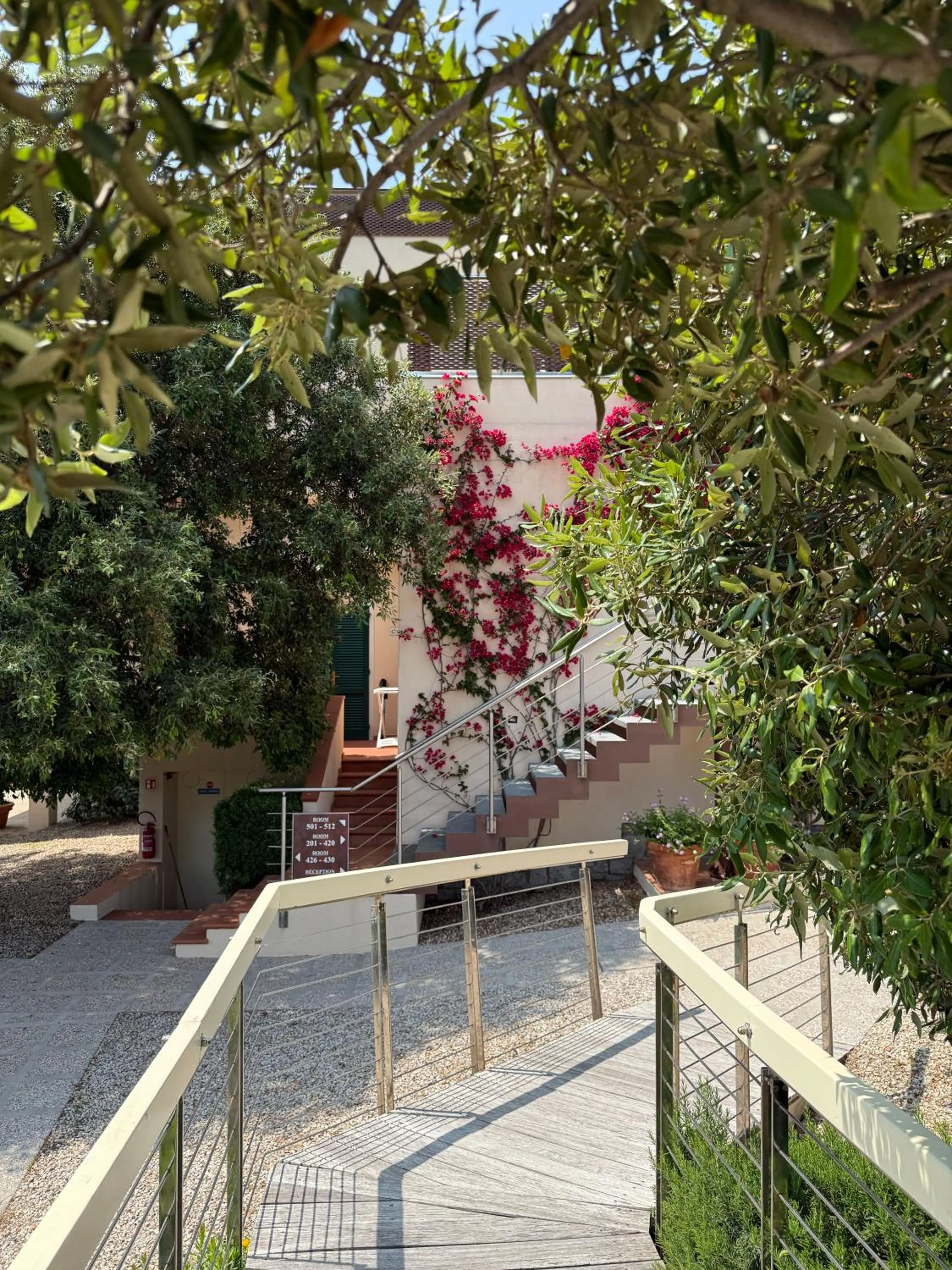 Property building in Hotel La Perla Del Golfo