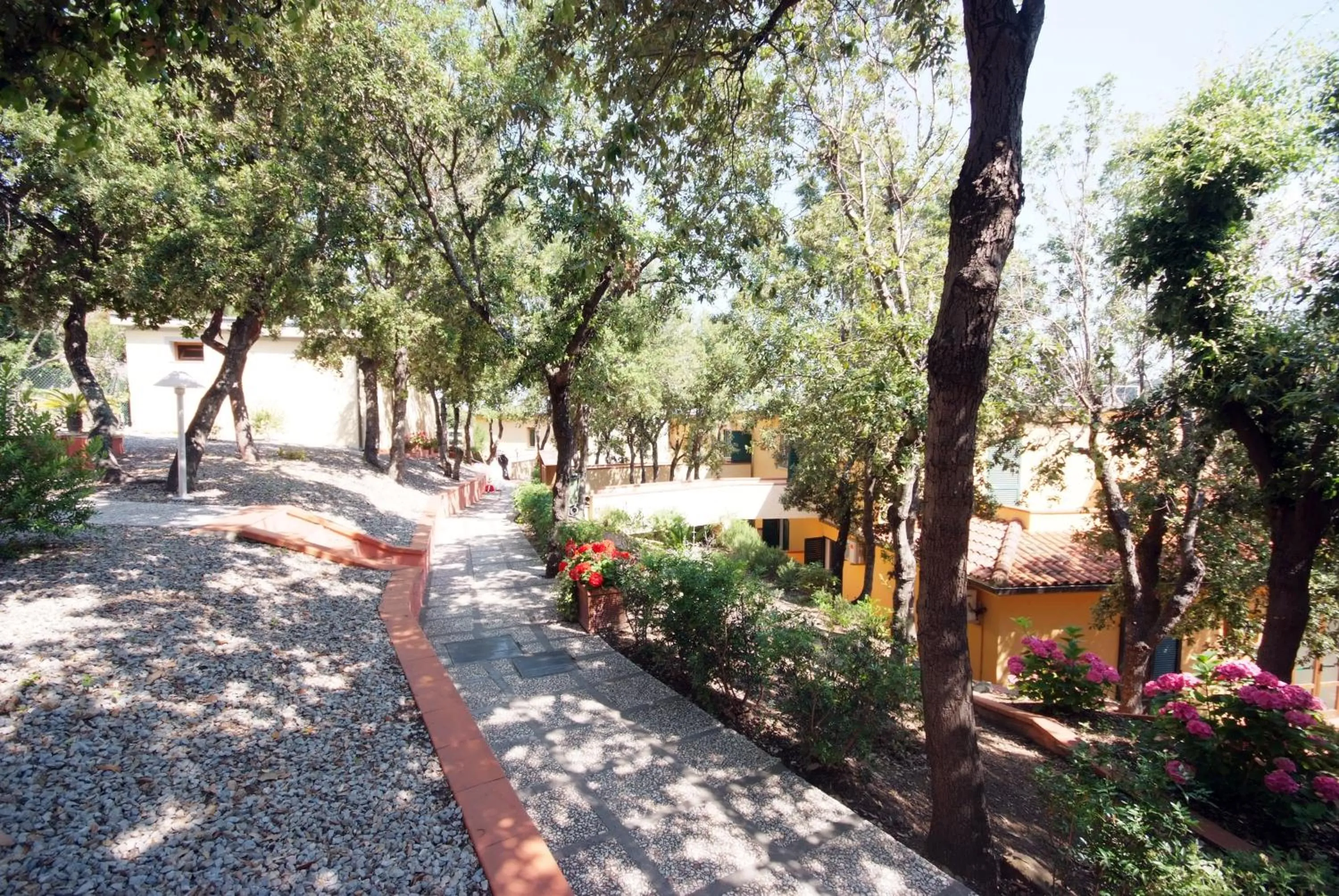 Garden in Hotel La Perla Del Golfo