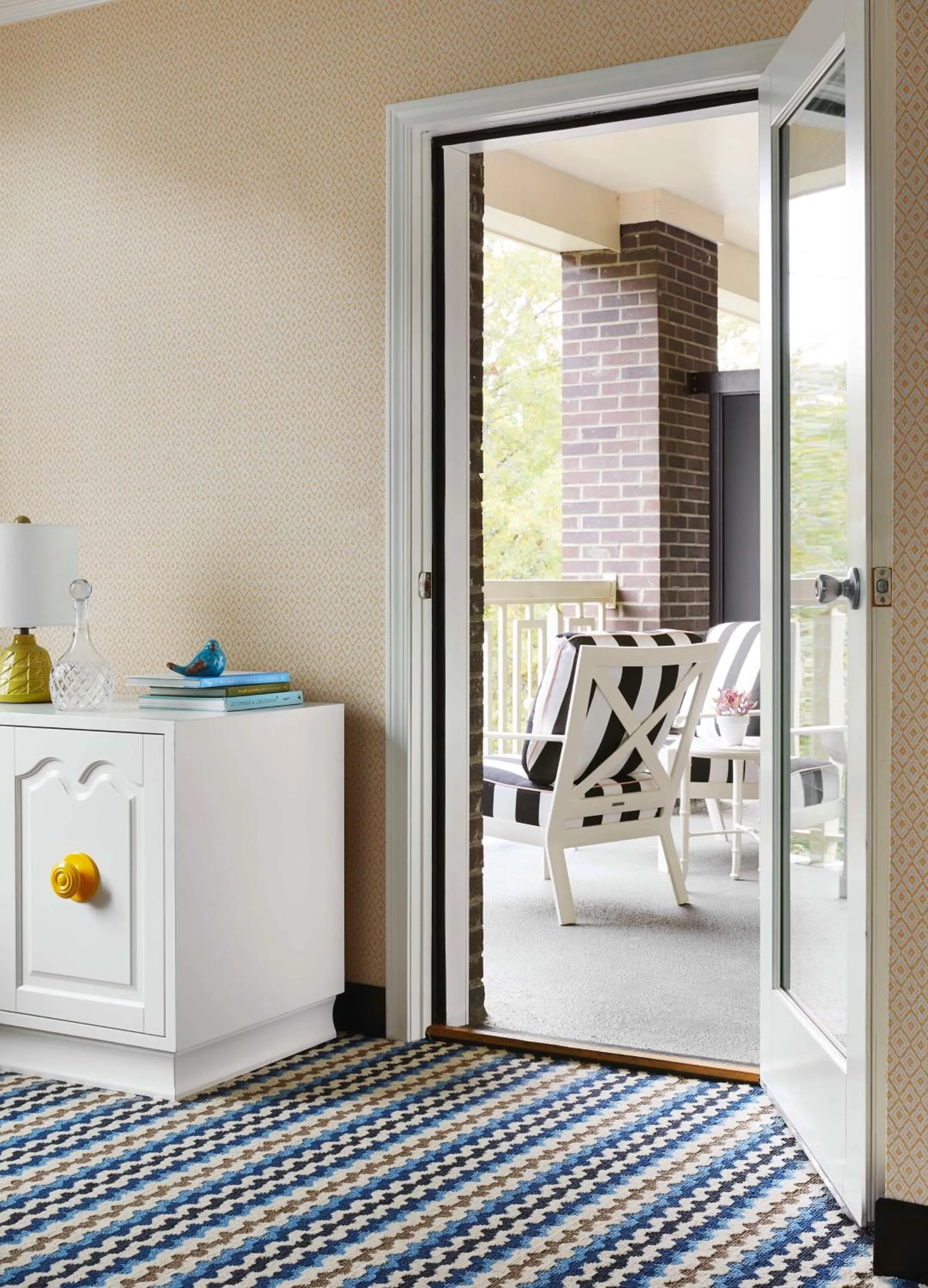 Living room in Graduate by Hilton Columbia SC