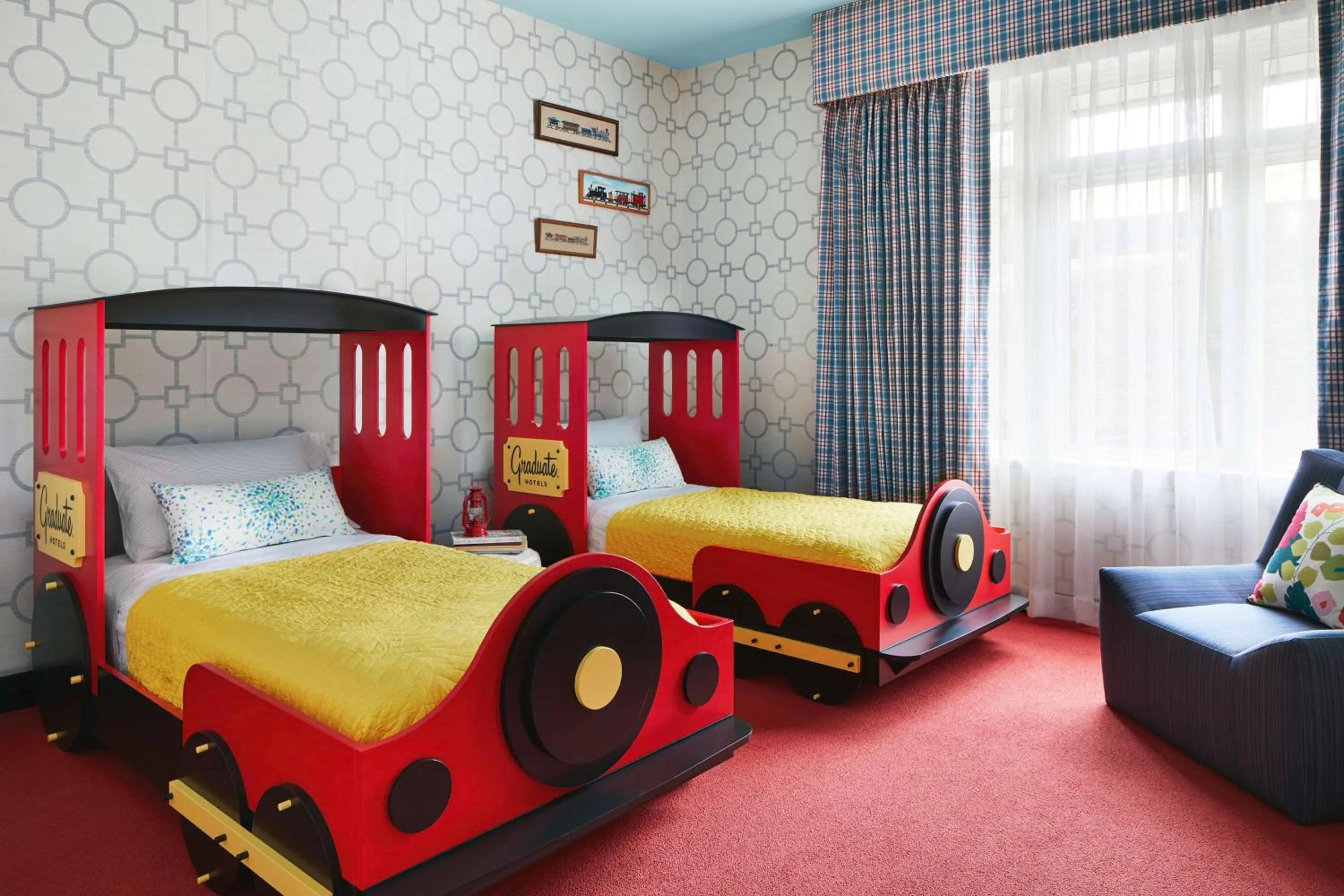 Bed in Graduate by Hilton Columbia SC