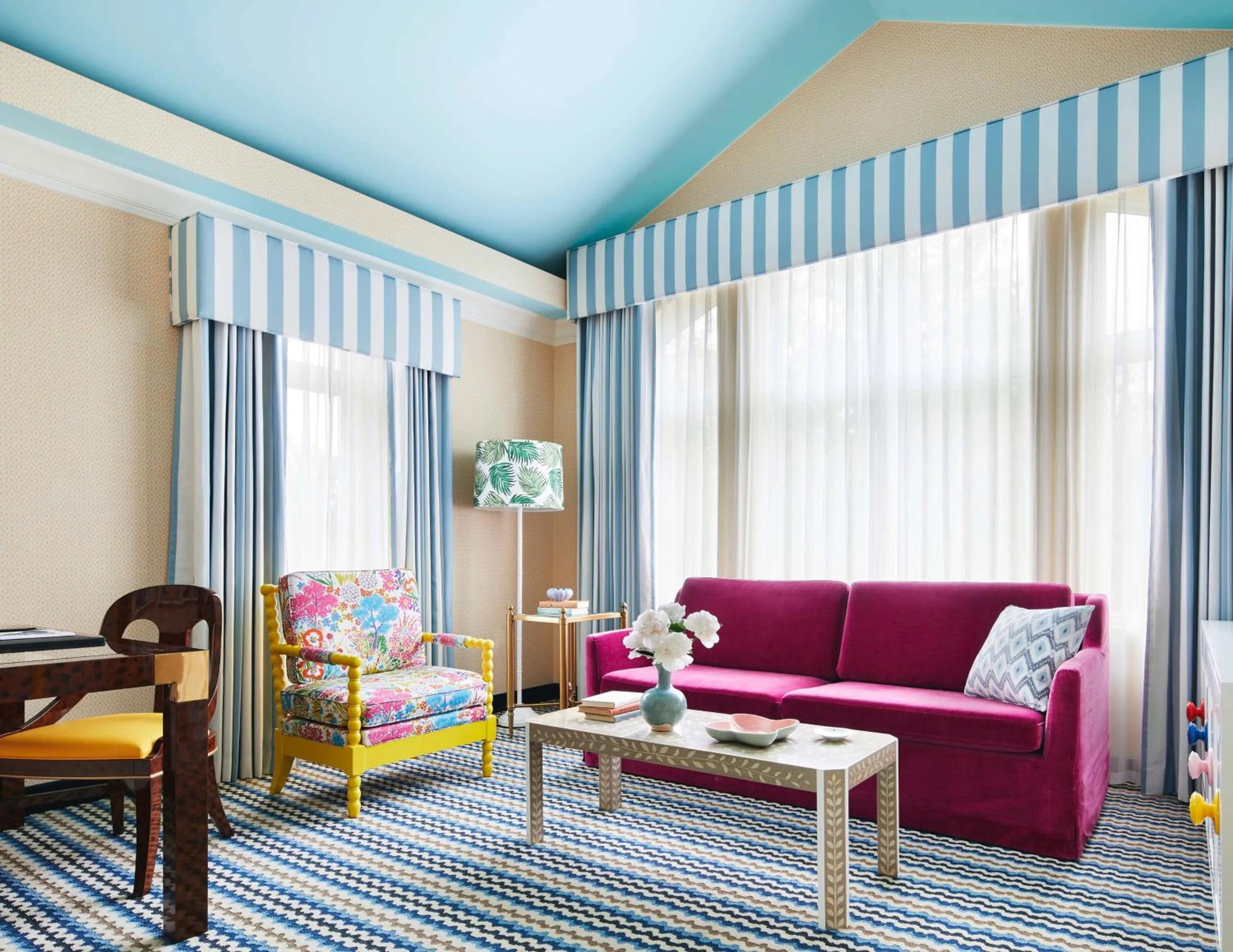 Photo of the whole room in Graduate by Hilton Columbia SC