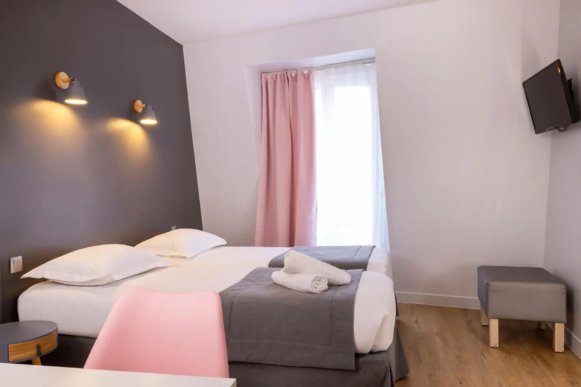 Bed in Paris Legendre Bed in Paris Legendre