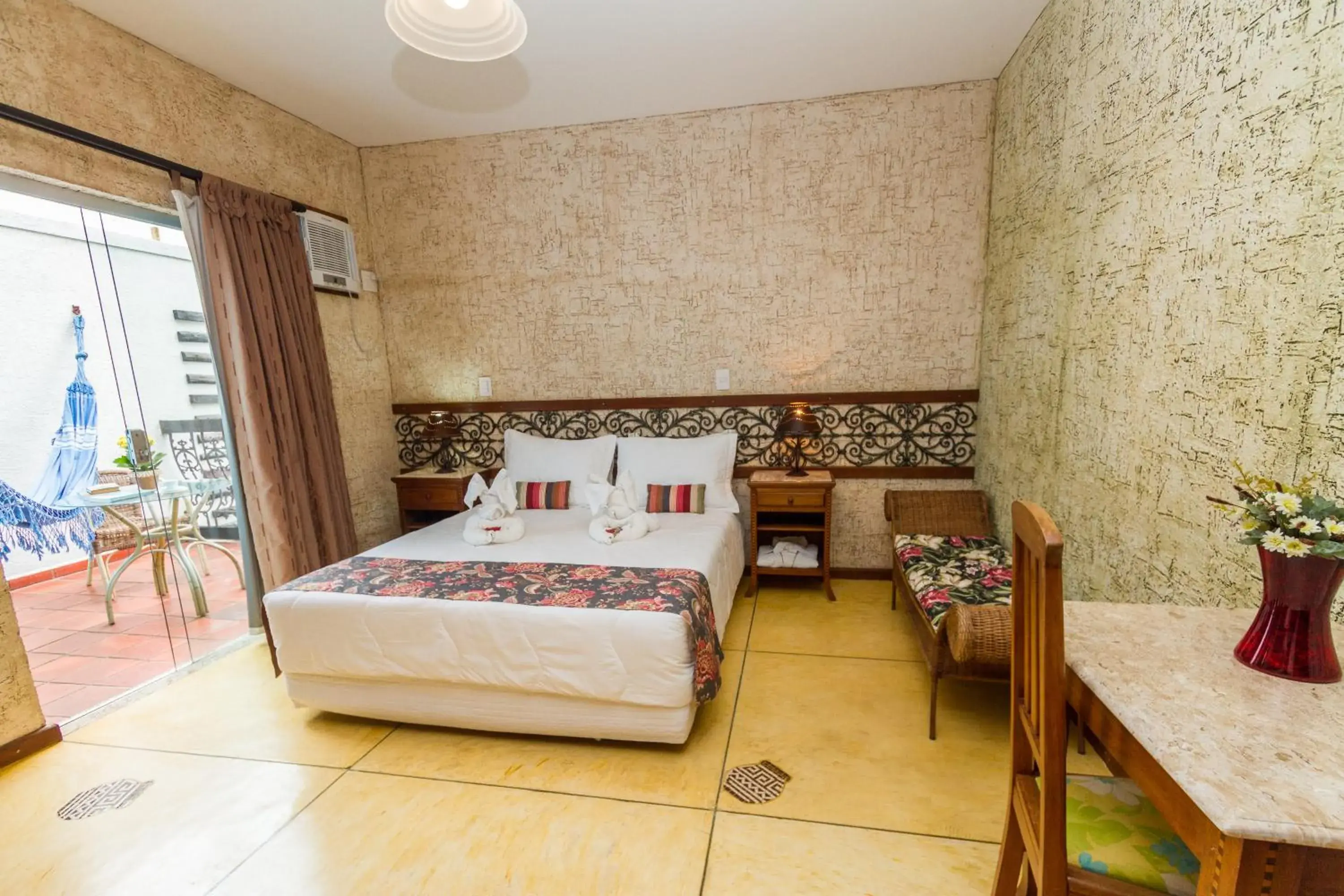 Deluxe Double Room with Balcony in Pousada Brasil Nativo Deluxe Double Room with Balcony in Pousada Brasil Nativo