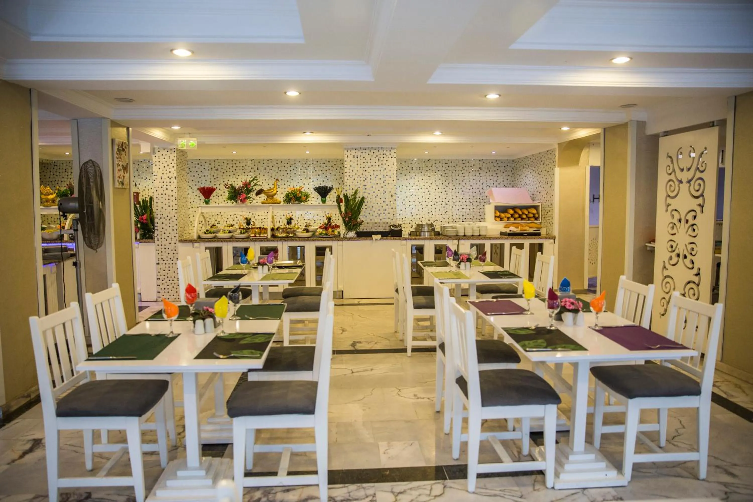 Restaurant/places to eat in Halıcı Hotel Marmaris