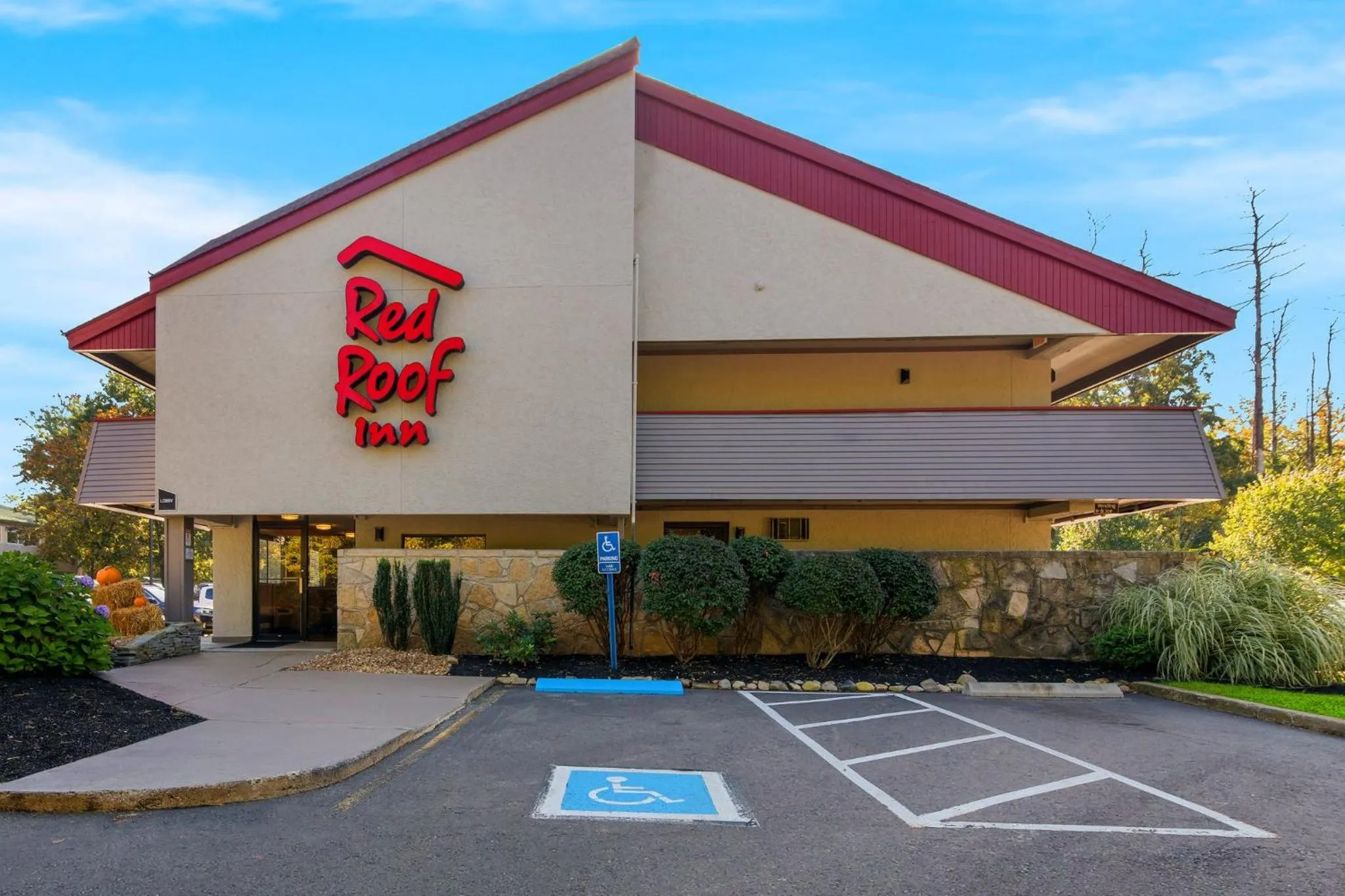Property building in Red Roof Inn Salem