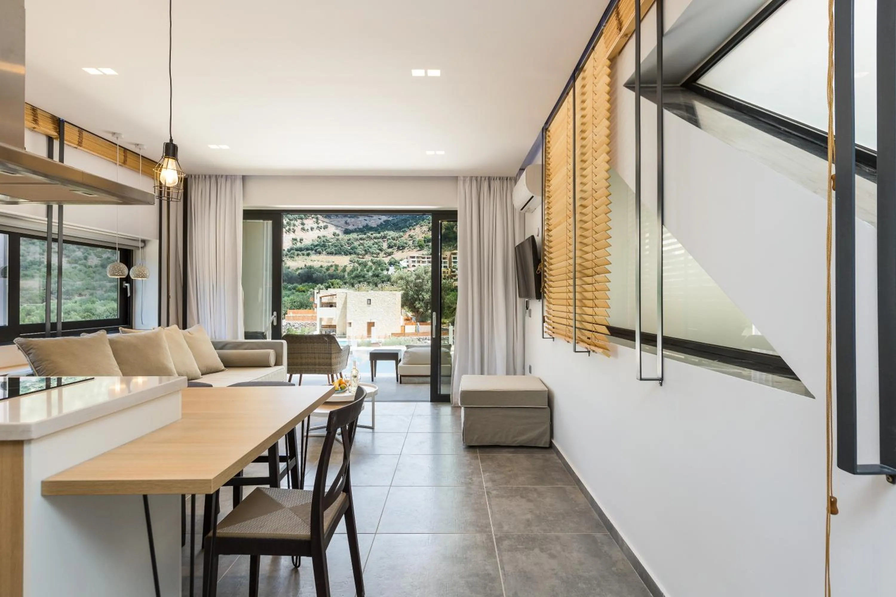 Garden in T Hotel Premium Suites