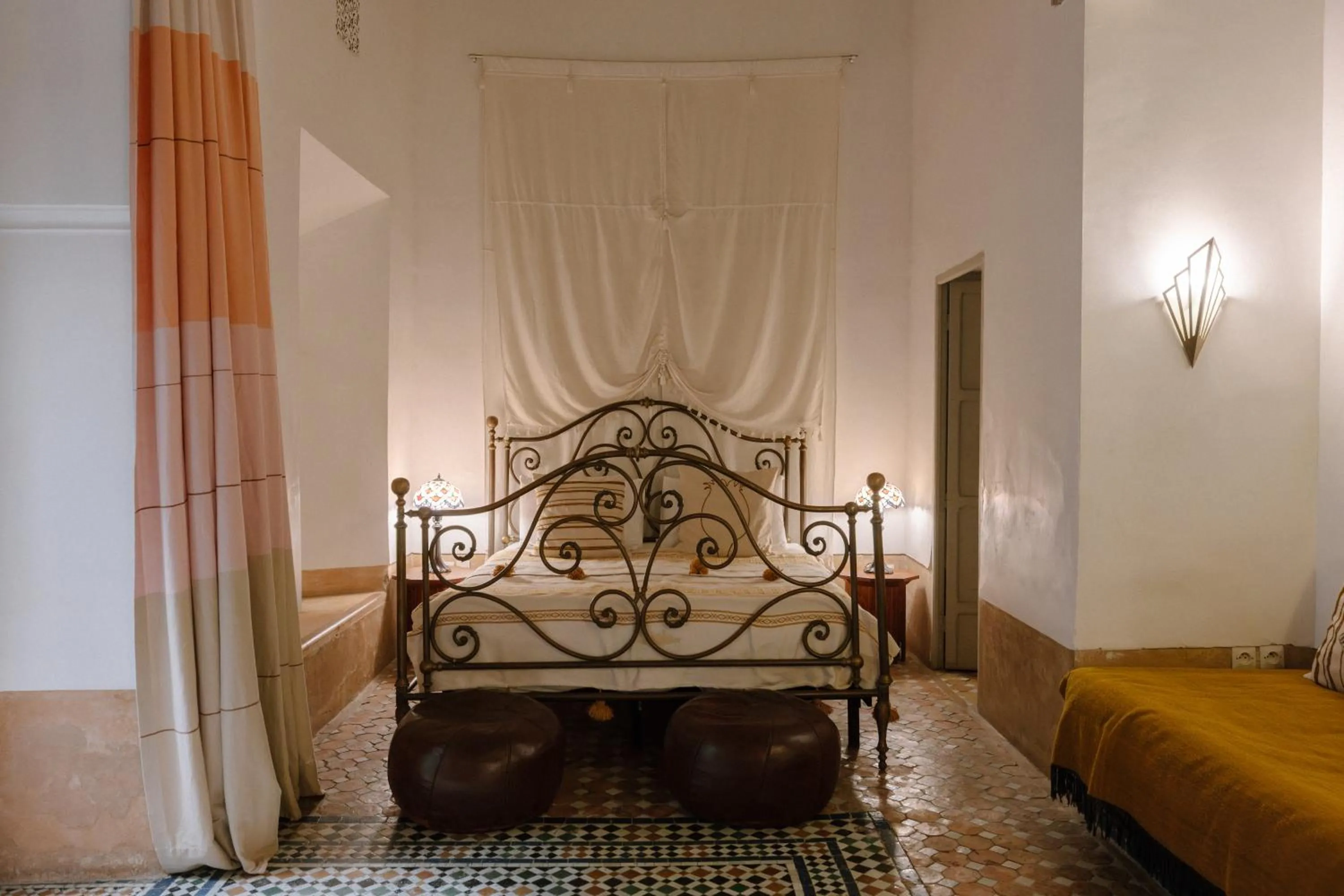 Photo of the whole room, Bed in Dar Lalla F'dila