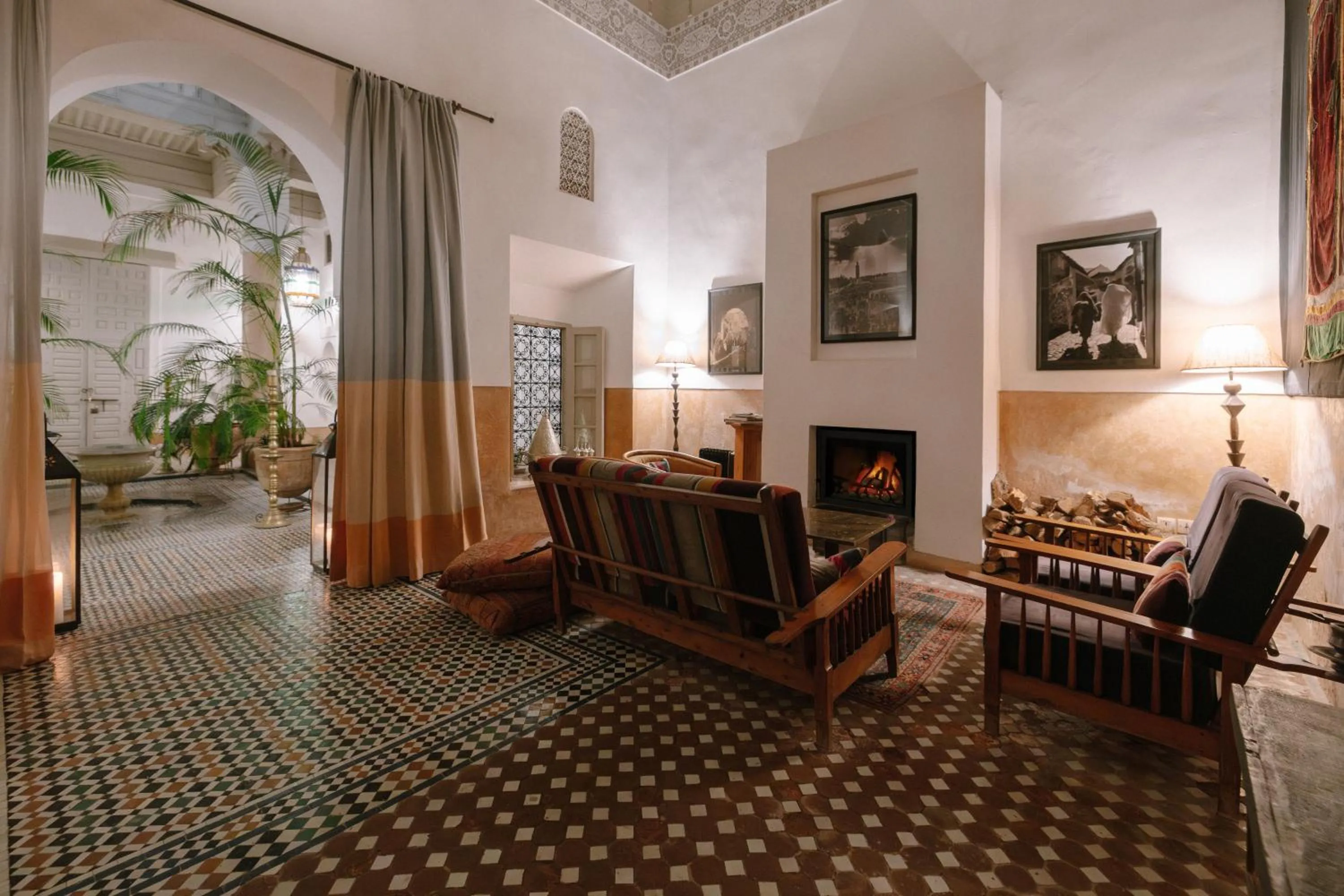 Communal lounge/ TV room in Dar Lalla F'dila