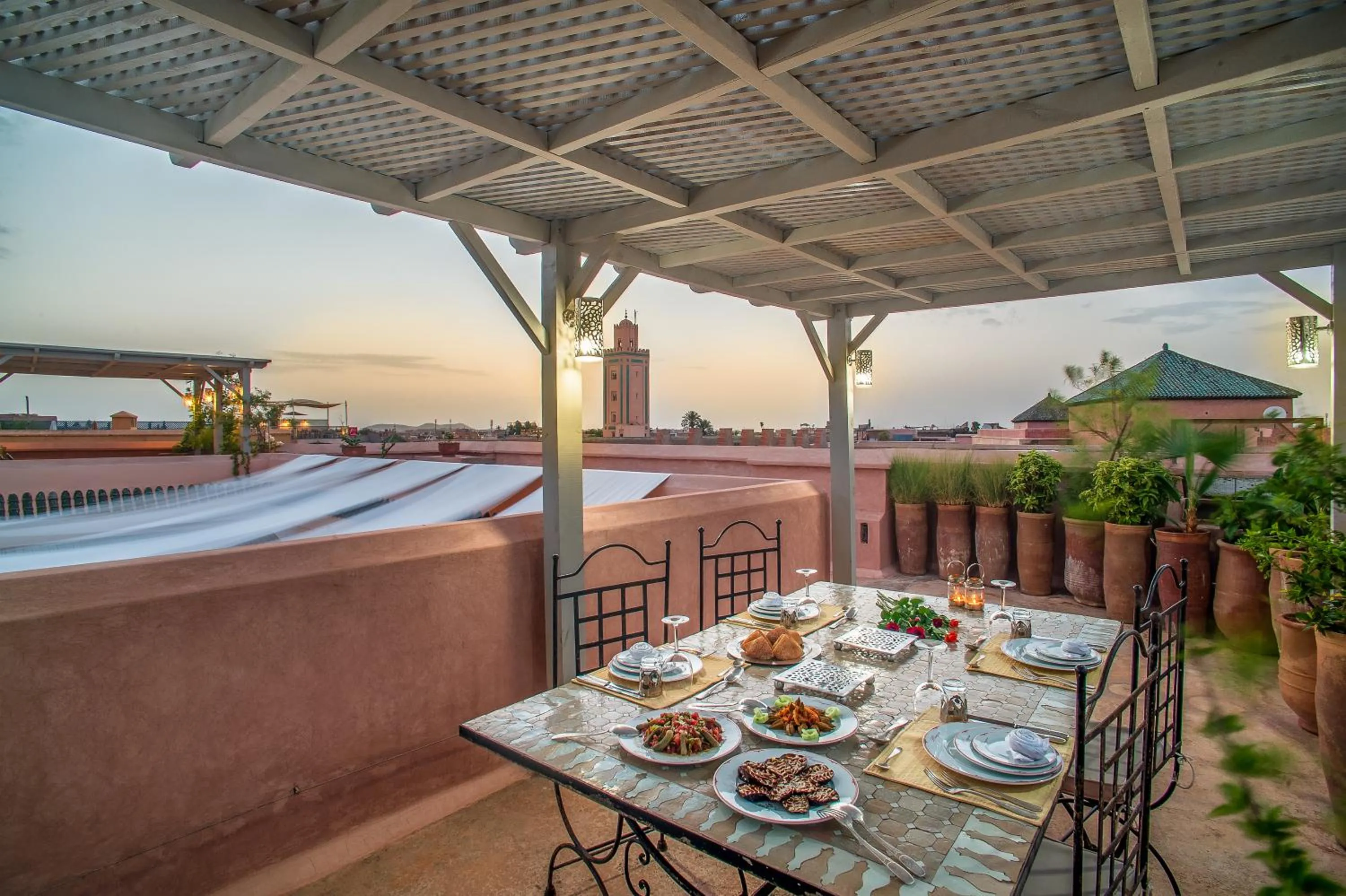 Restaurant/places to eat in Dar Lalla F'dila