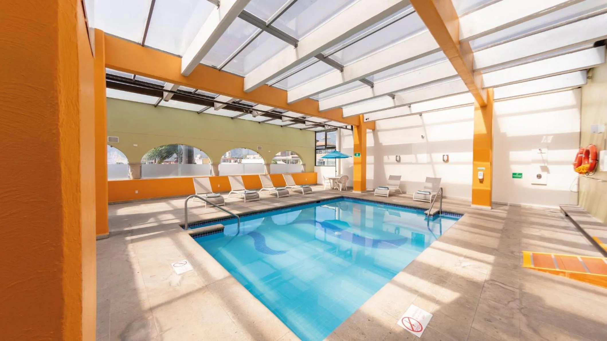 Swimming pool in Holiday Inn Orizaba by IHG