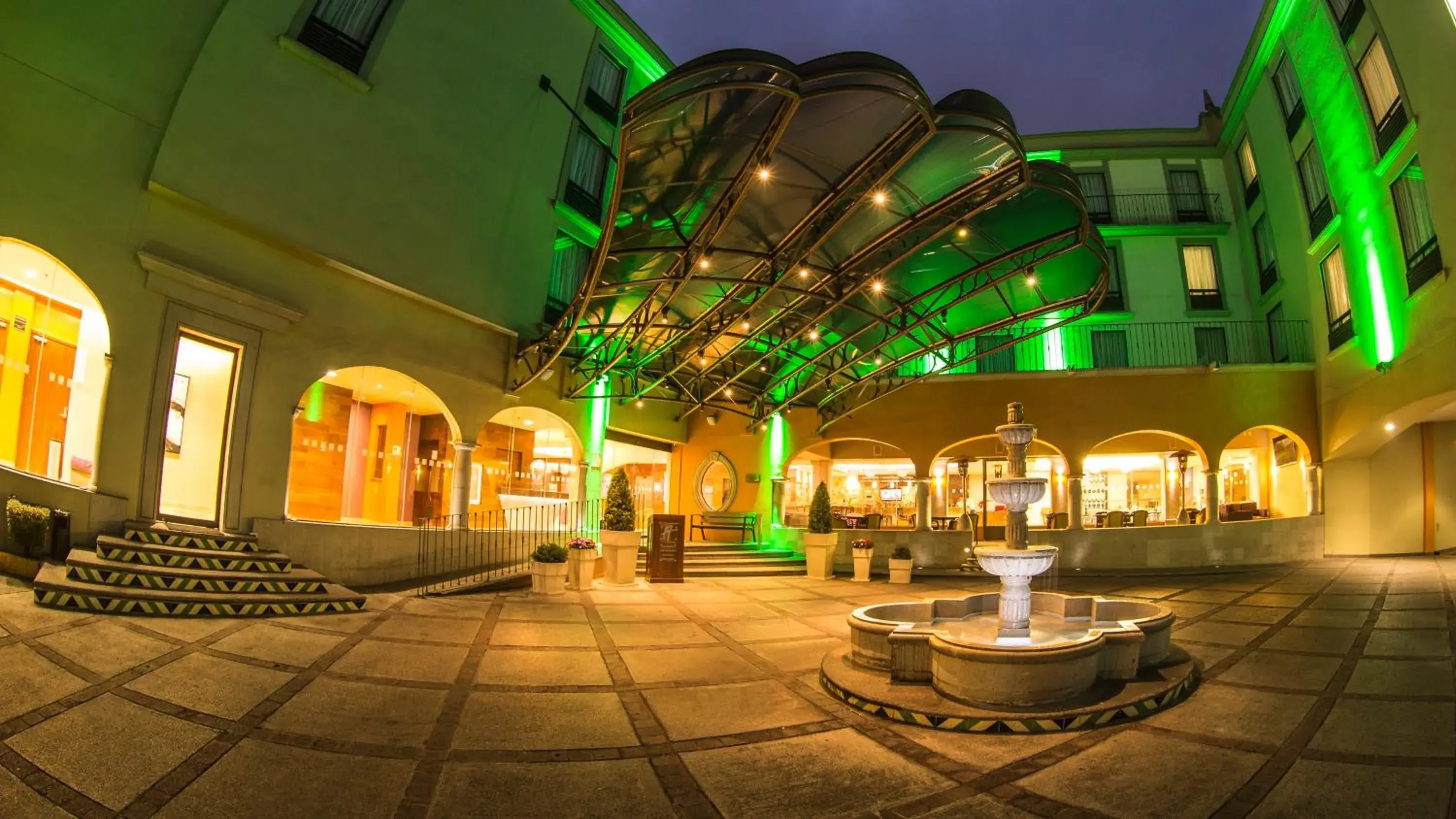 Property building in Holiday Inn Orizaba by IHG Property building in Holiday Inn Orizaba by IHG