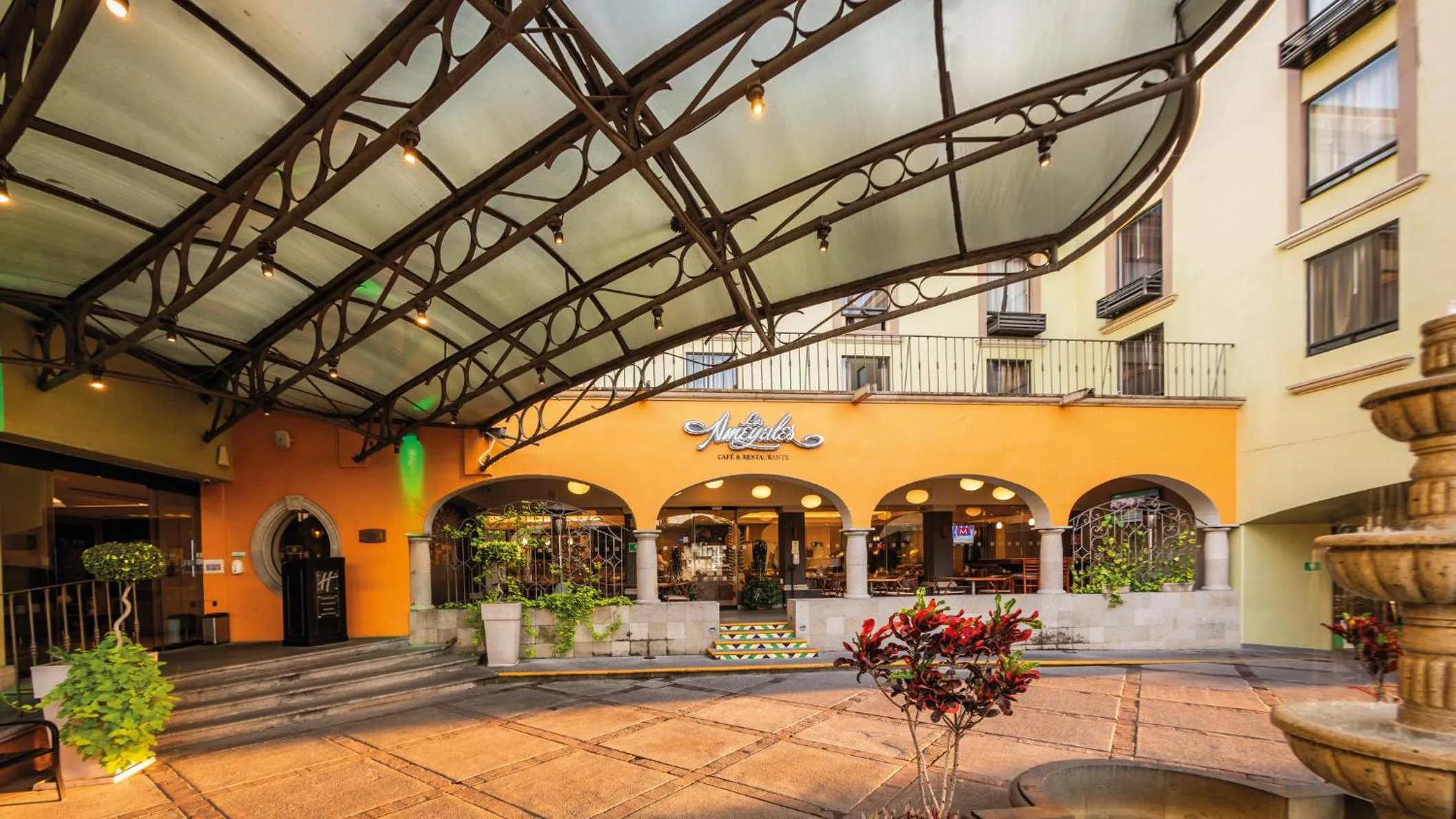 Restaurant/places to eat in Holiday Inn Orizaba by IHG