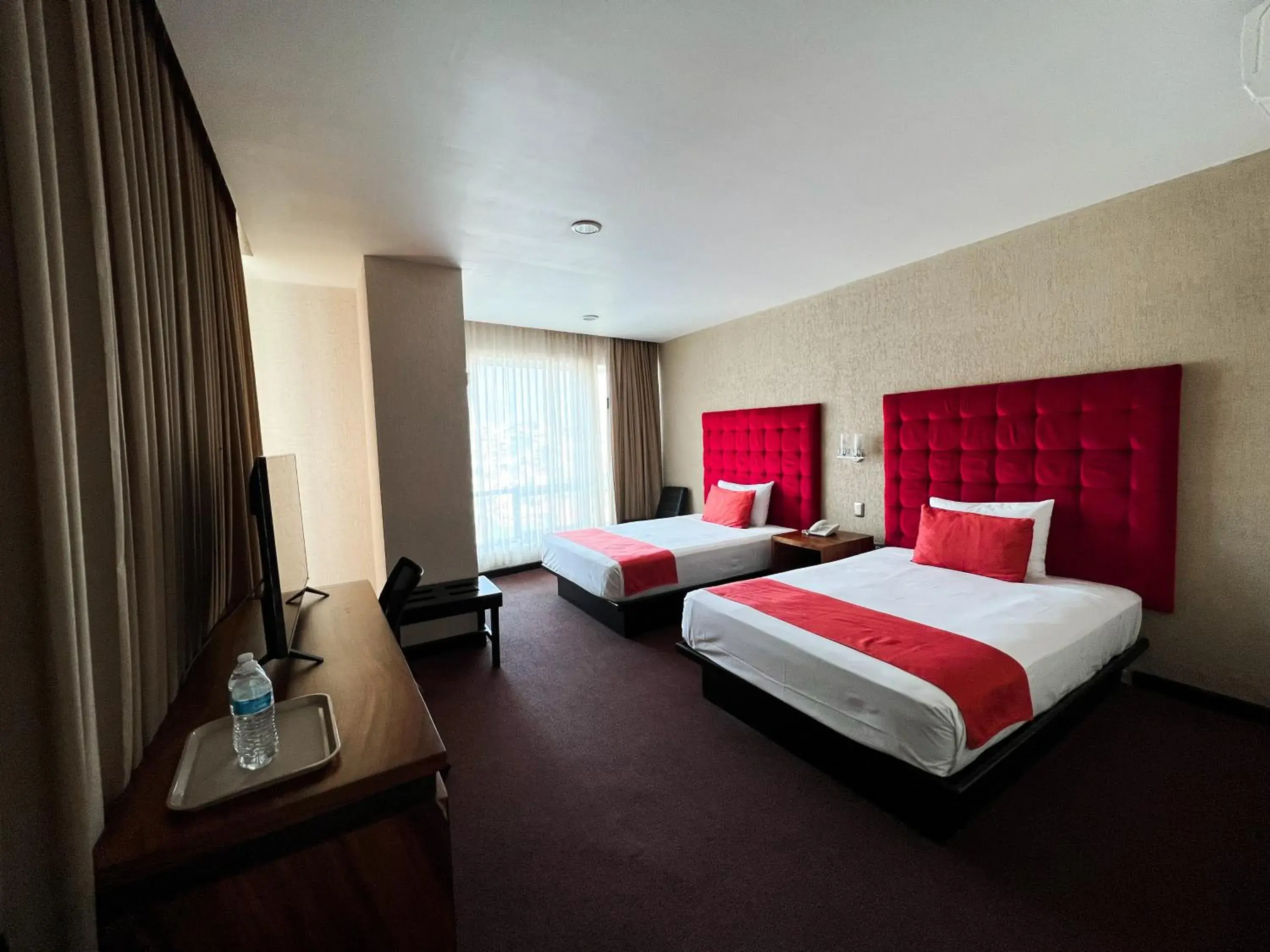 Double Room with Two Double Beds - Non-Smoking in Hotel Vista Inn Premium Double Room with Two Double Beds - Non-Smoking in Hotel Vista Inn Premium