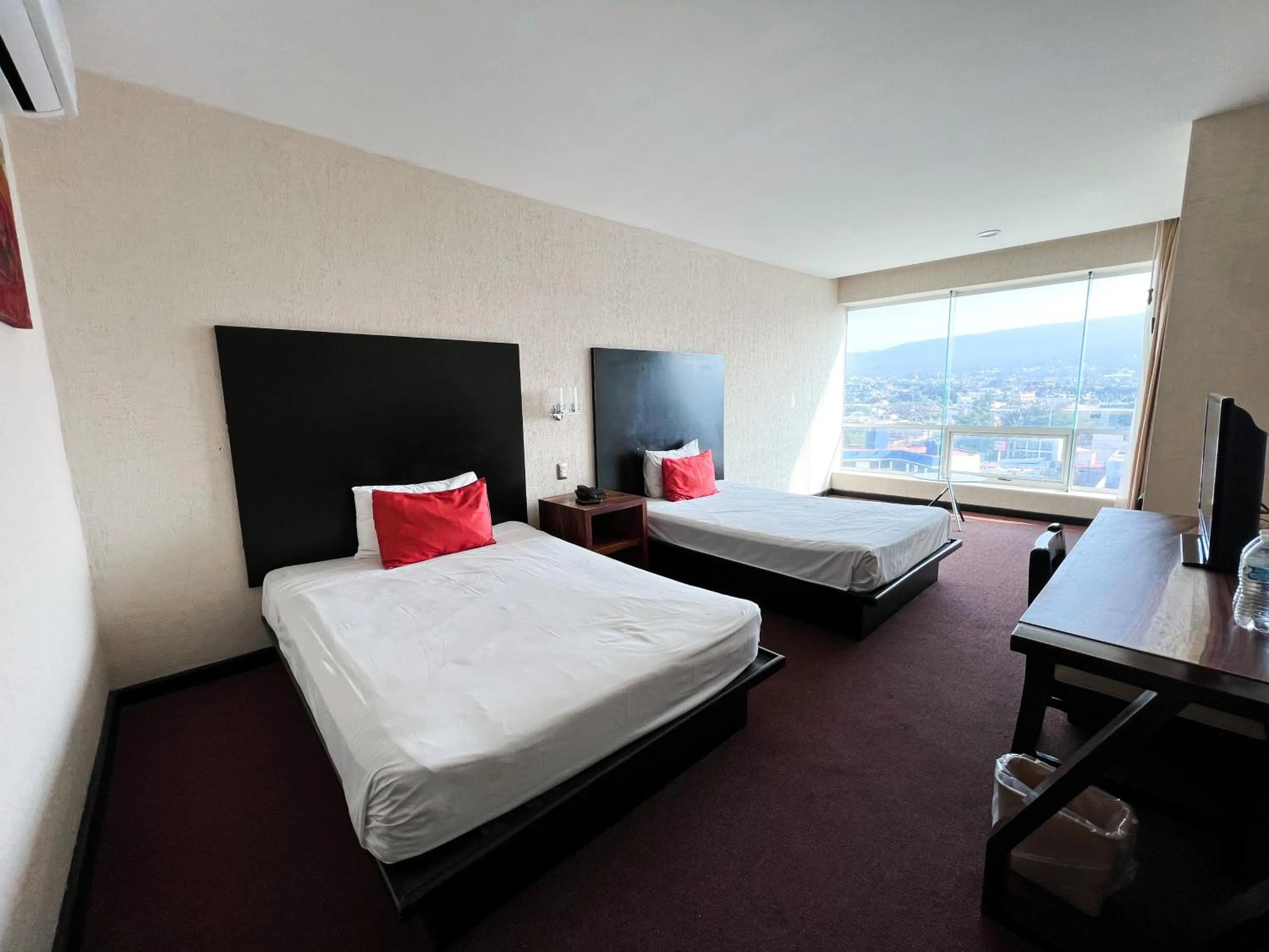 Bed in Hotel Vista Inn Premium